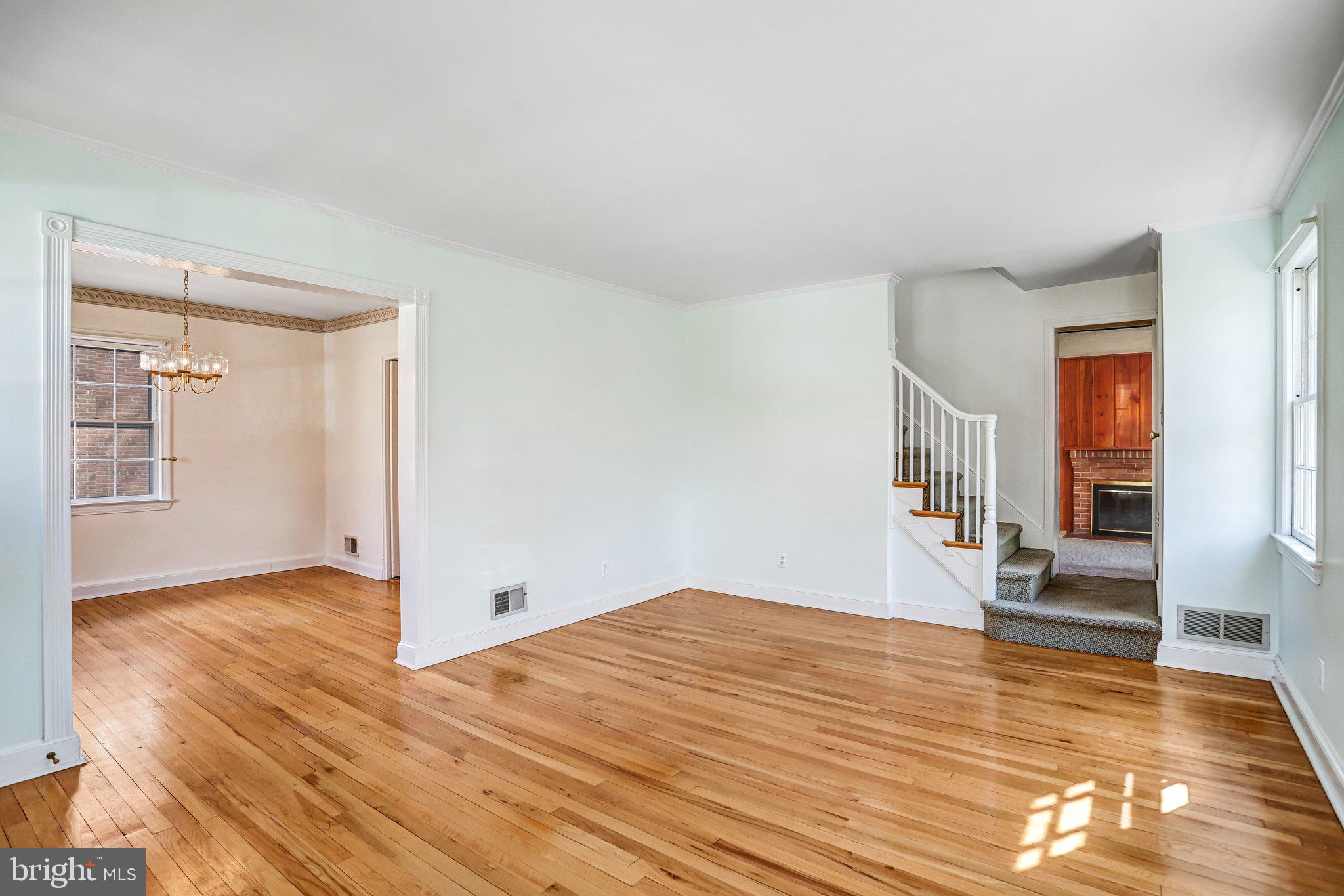 KENSINGTON ESTATES - Residential