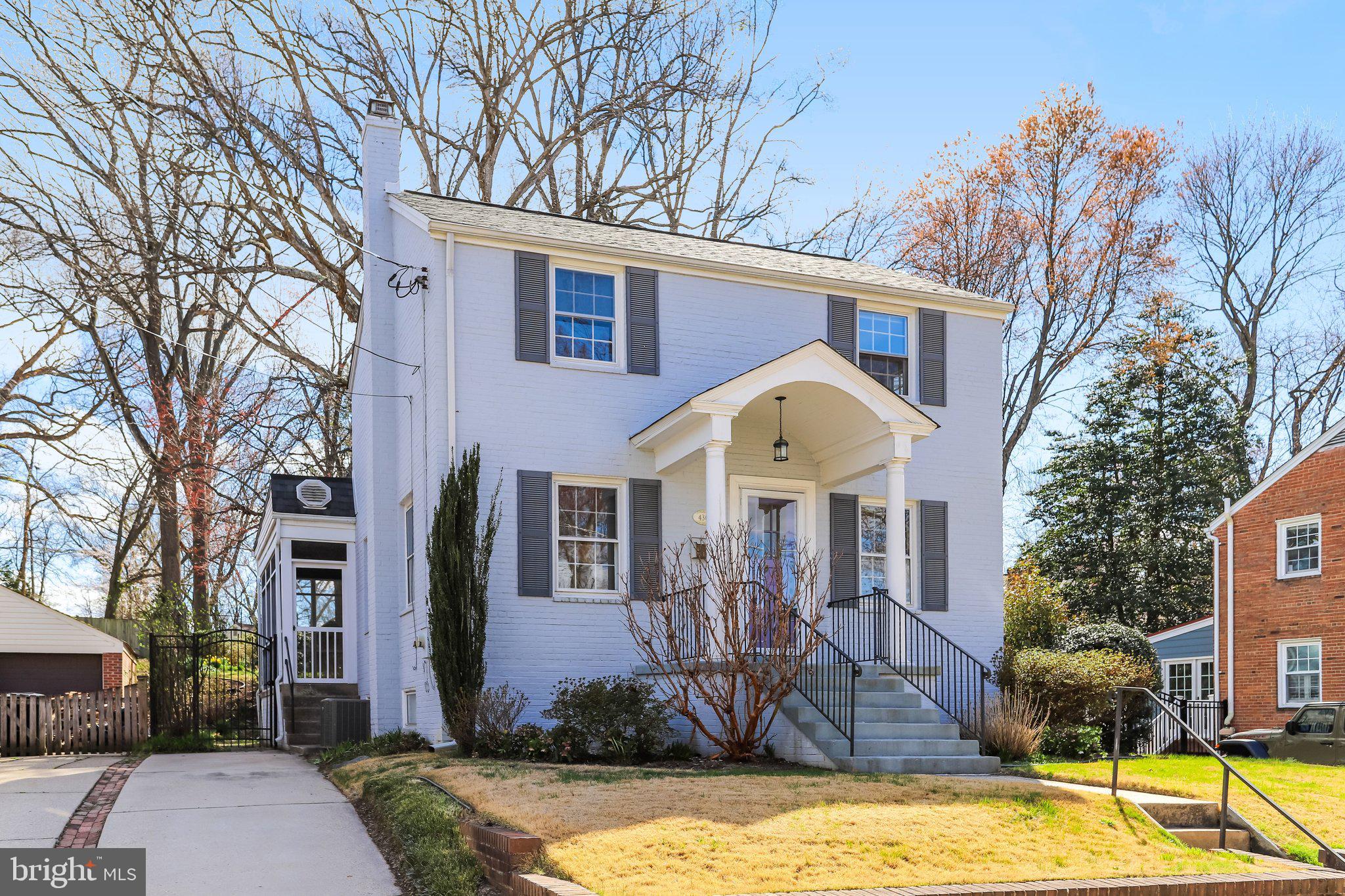 KENSINGTON ESTATES - Residential