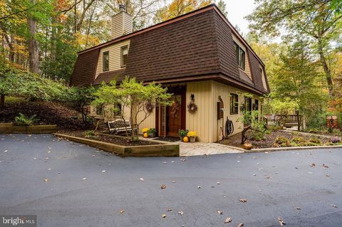 Photo of 199 Deer Hill Road, READING, PA 19607 (MLS # PABK2069702)