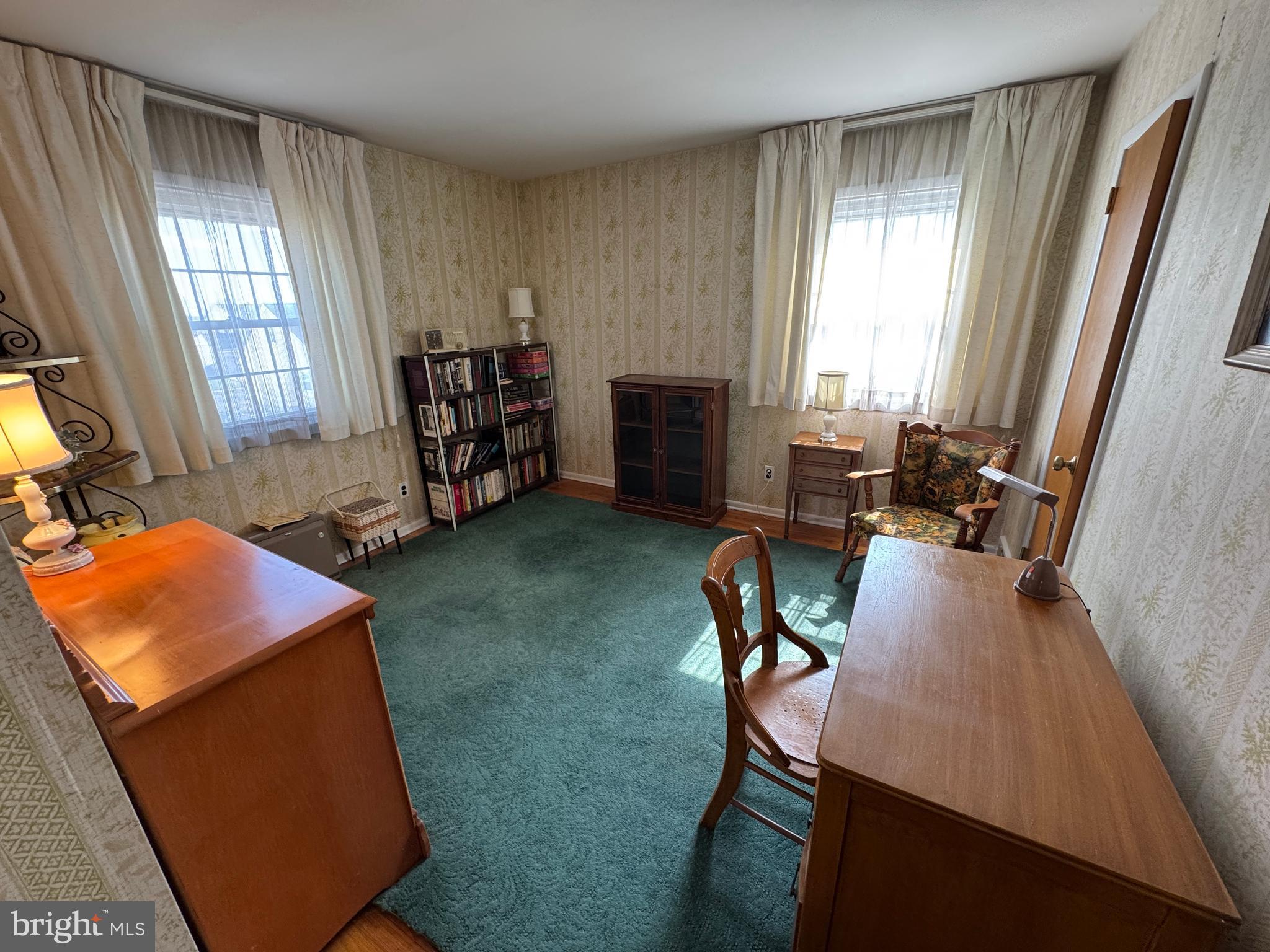 SOMERTON - Residential