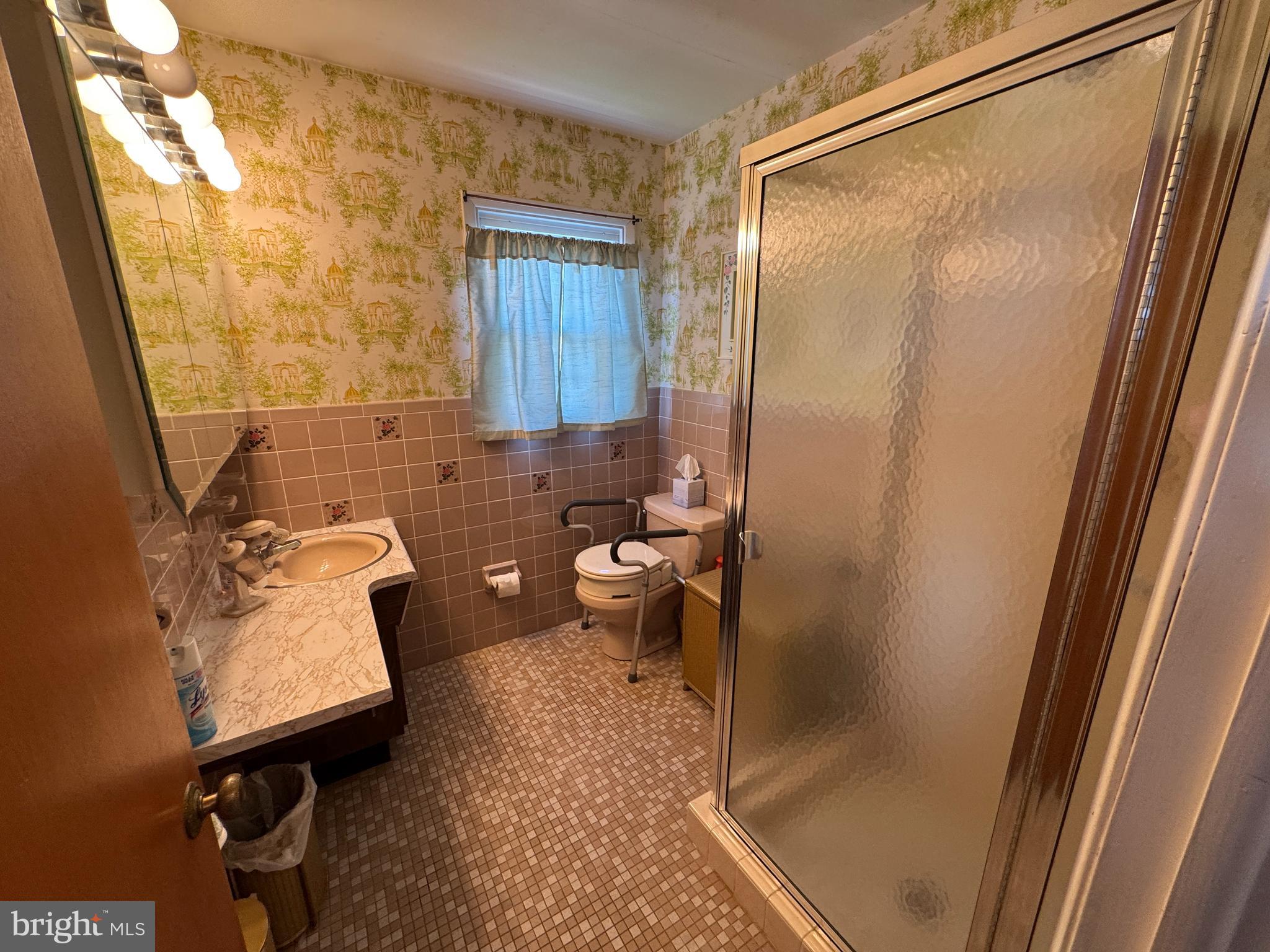 SOMERTON - Residential