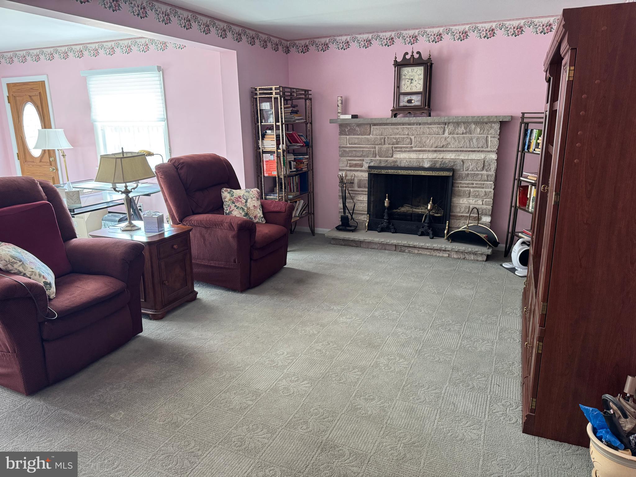 SOMERTON - Residential