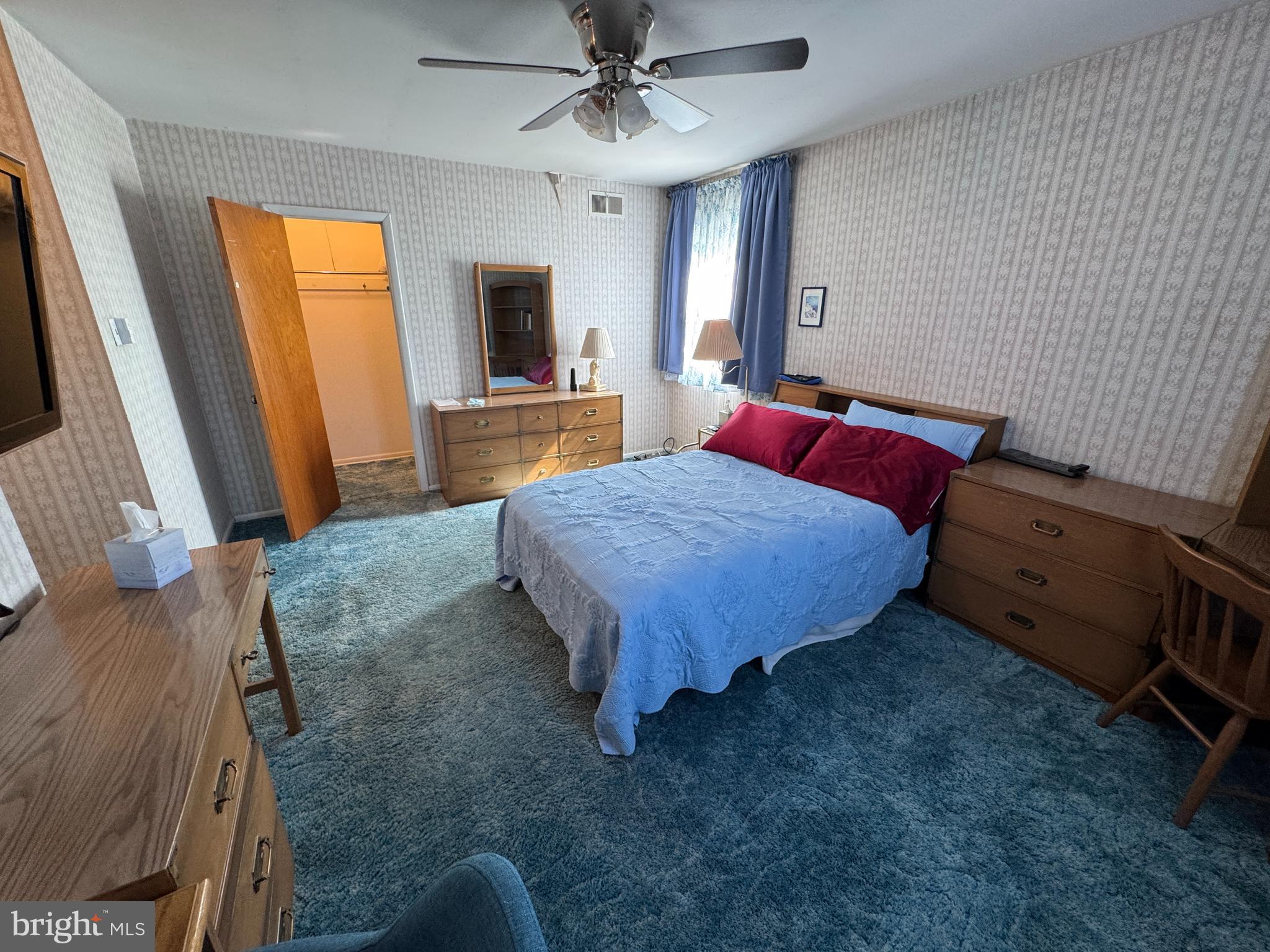 SOMERTON - Residential