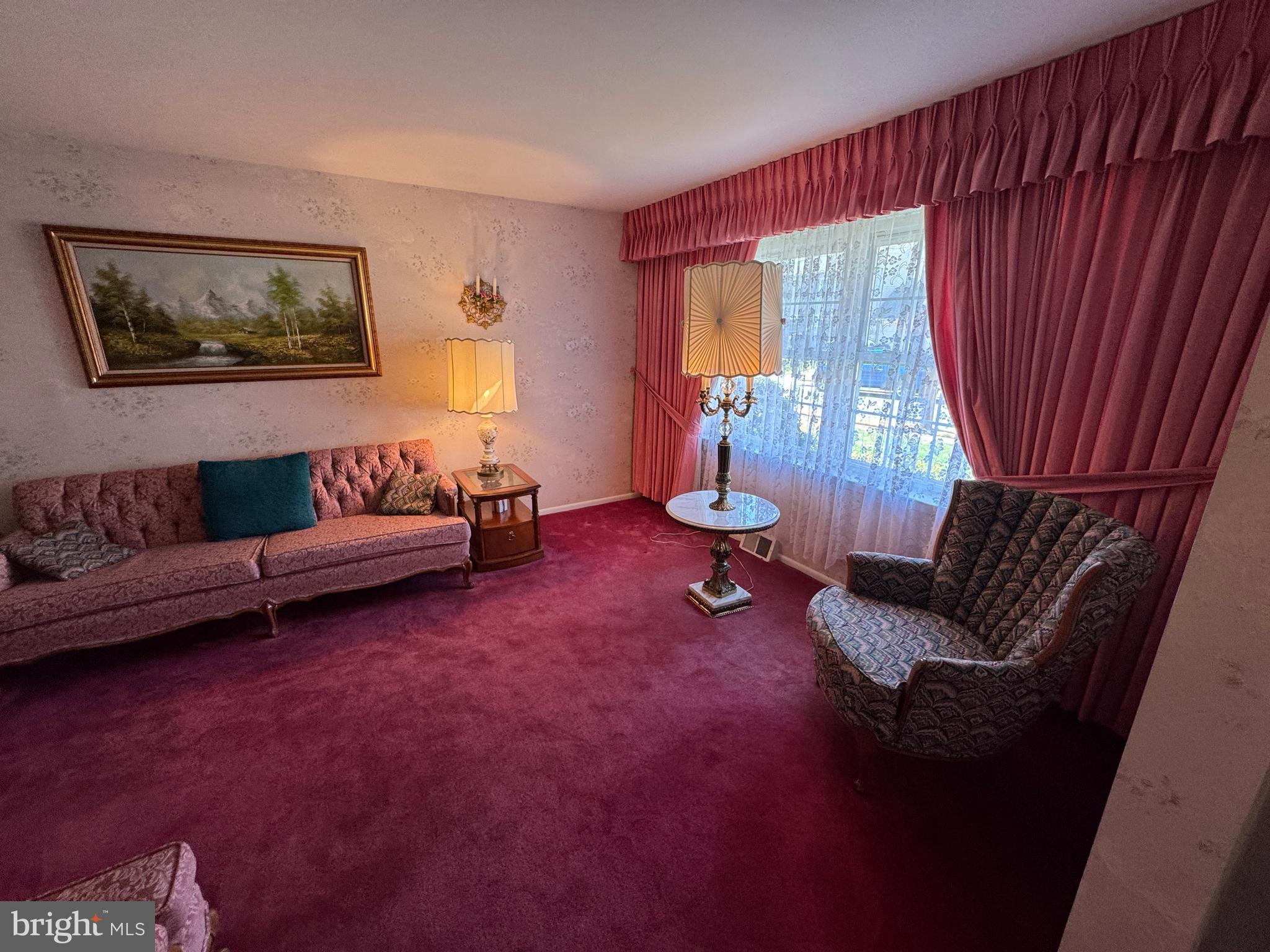 SOMERTON - Residential