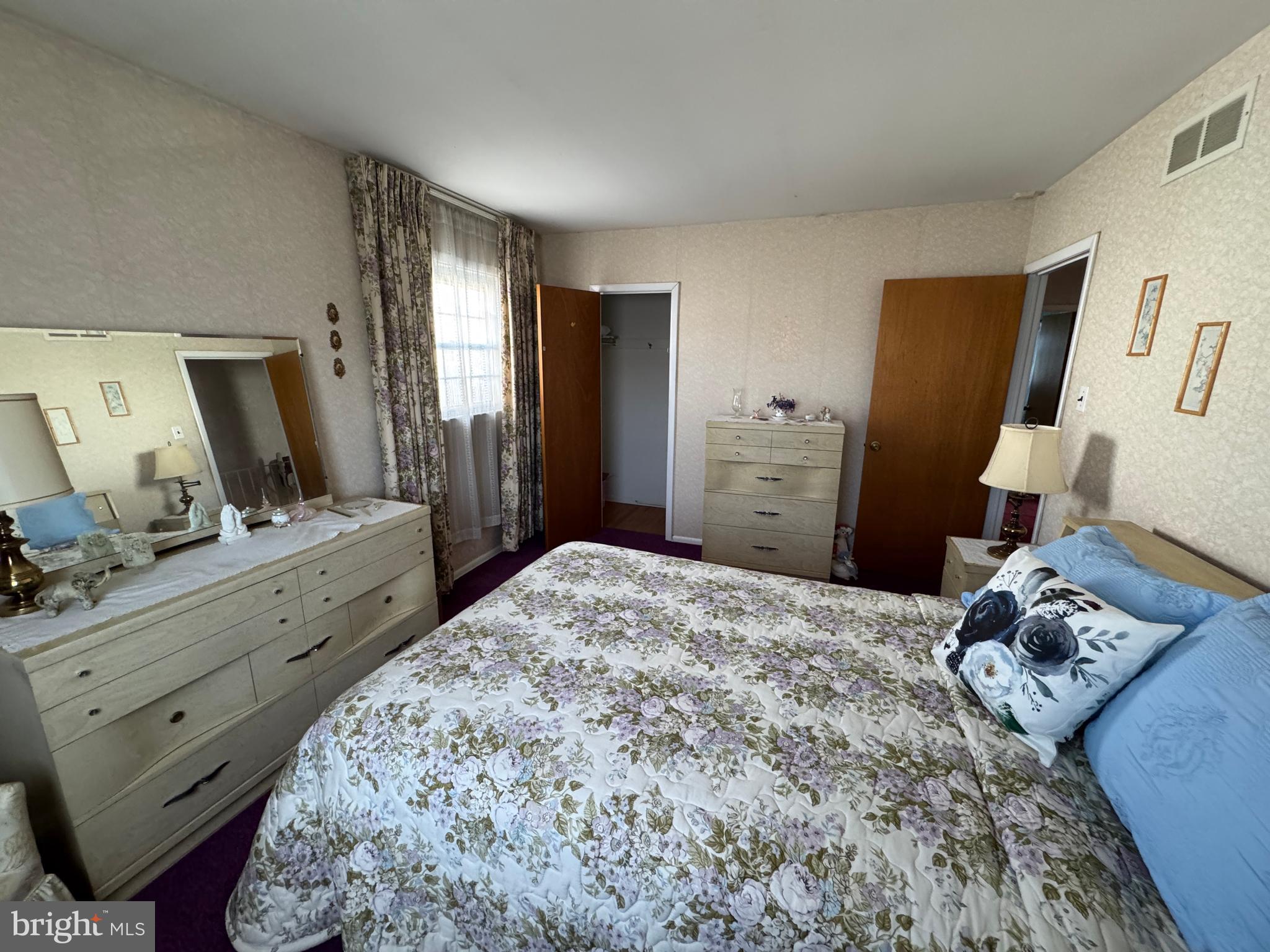 SOMERTON - Residential