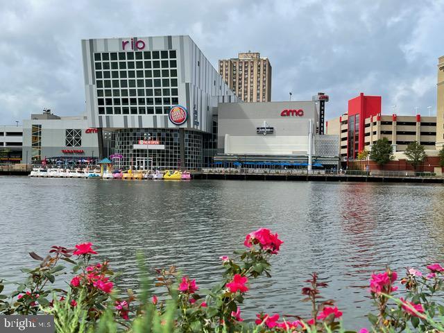 WASHINGTONIAN TOWER - Residential Lease