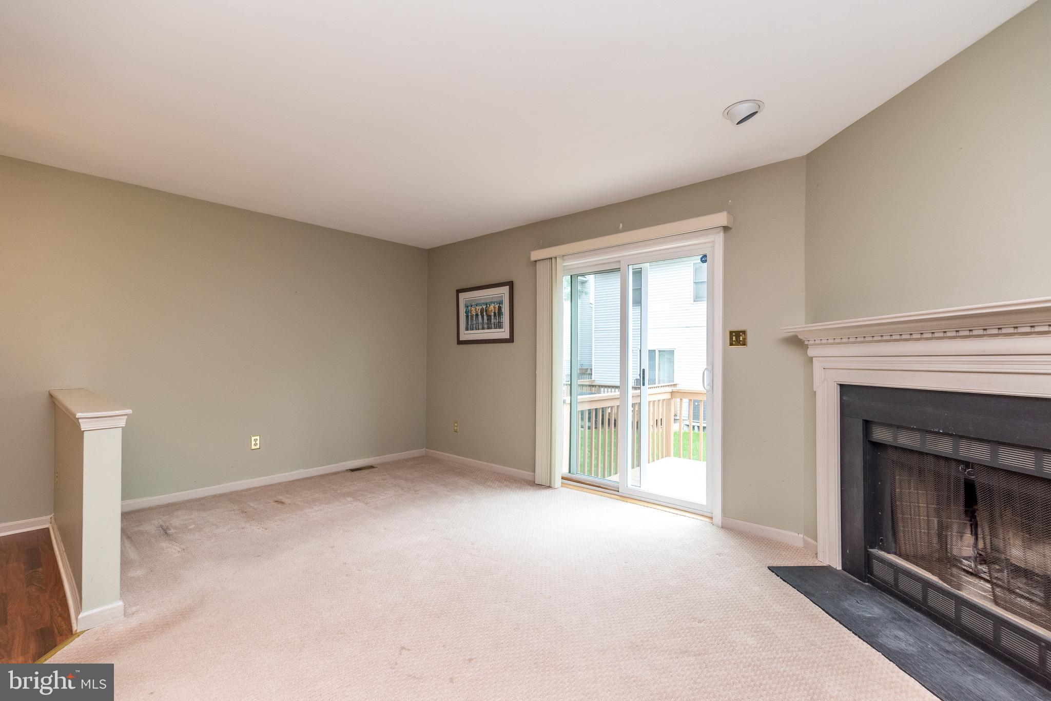 VICTORIA COURT - Residential