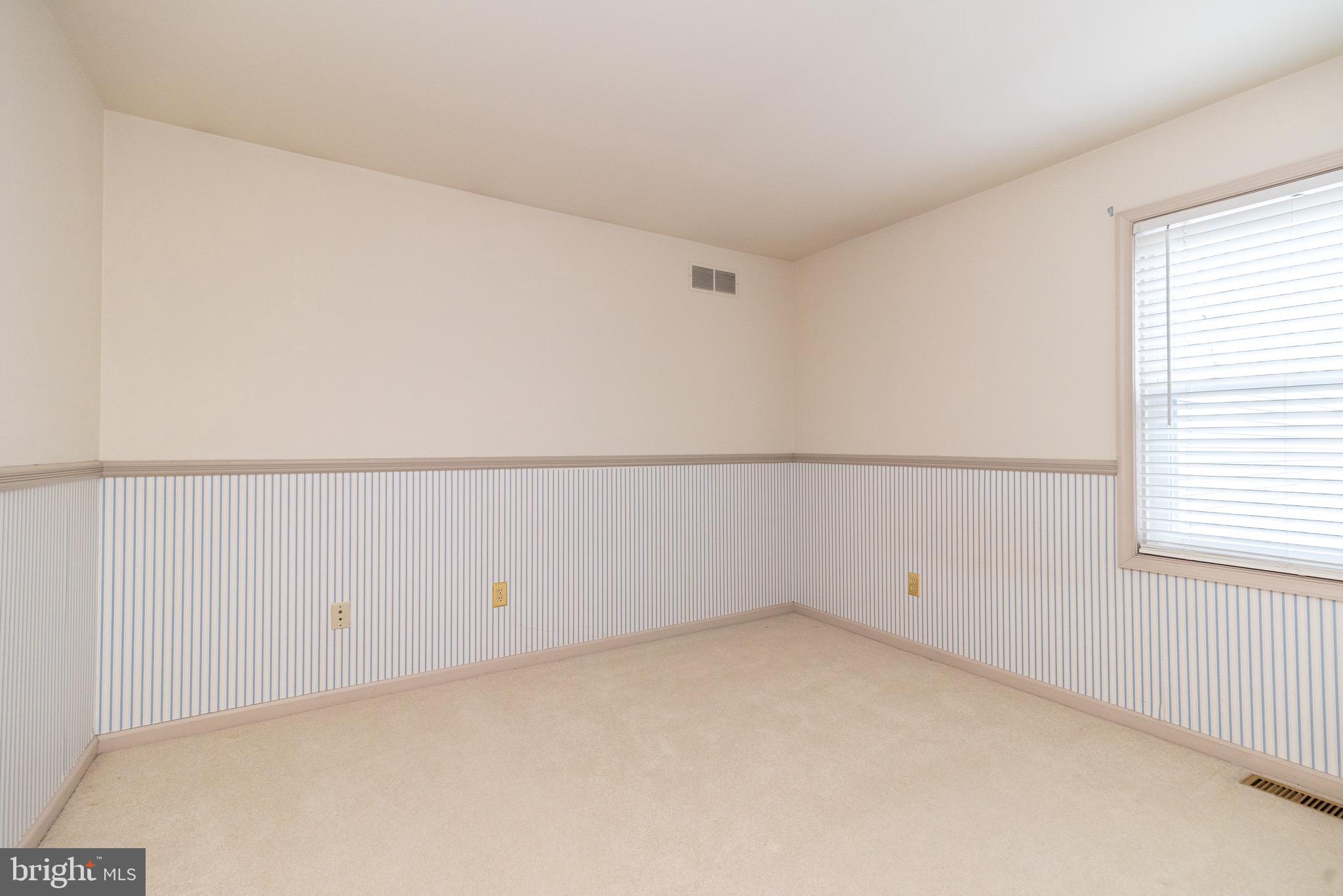 VICTORIA COURT - Residential