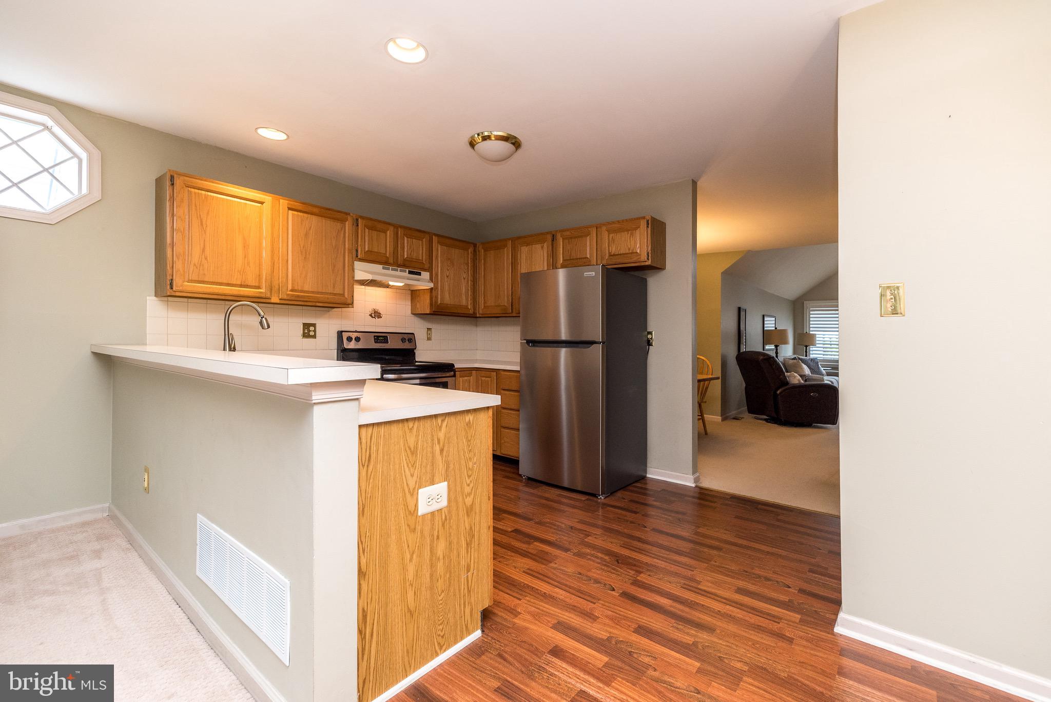 VICTORIA COURT - Residential