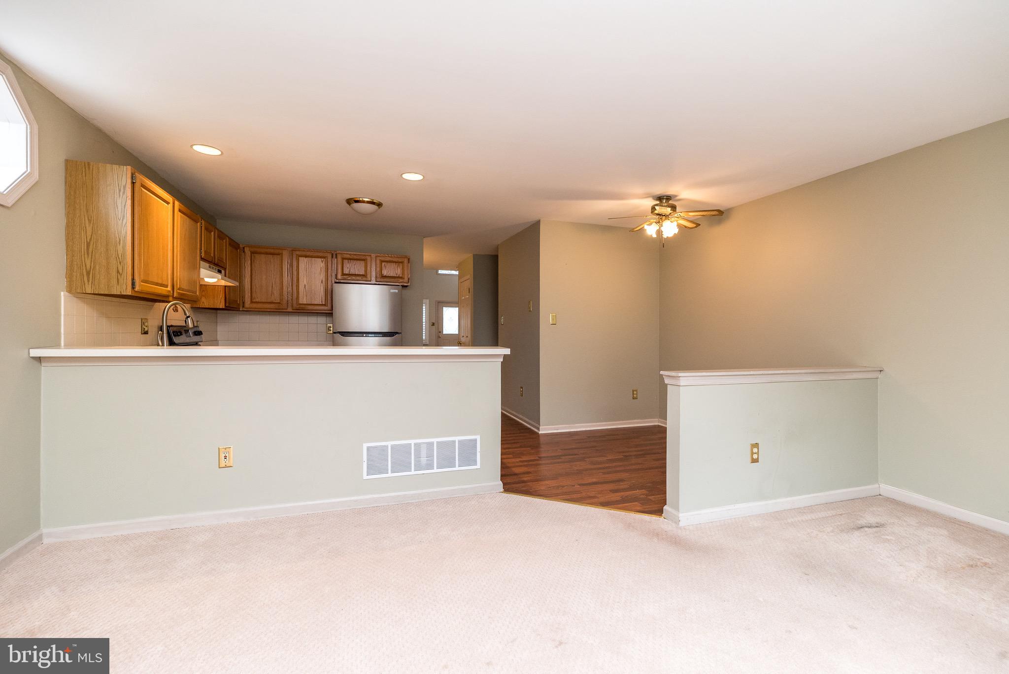 VICTORIA COURT - Residential