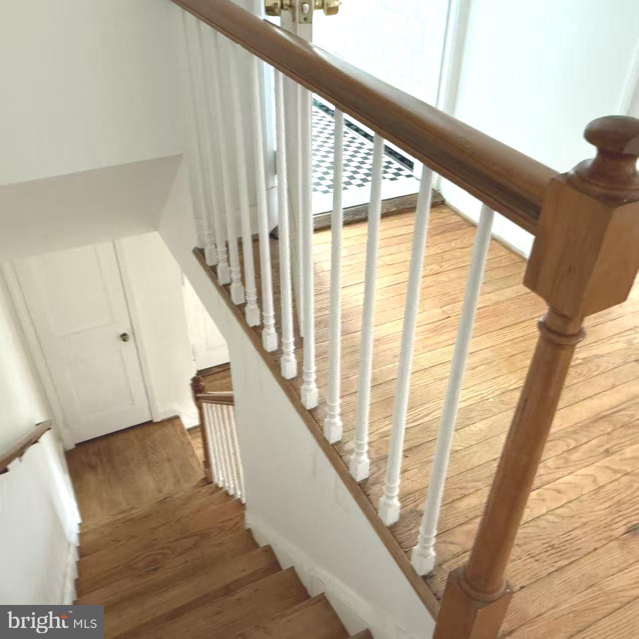 KNETTISHALL - Residential Lease