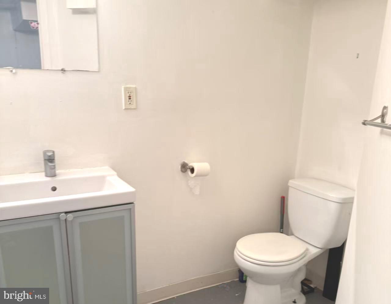 KNETTISHALL - Residential Lease