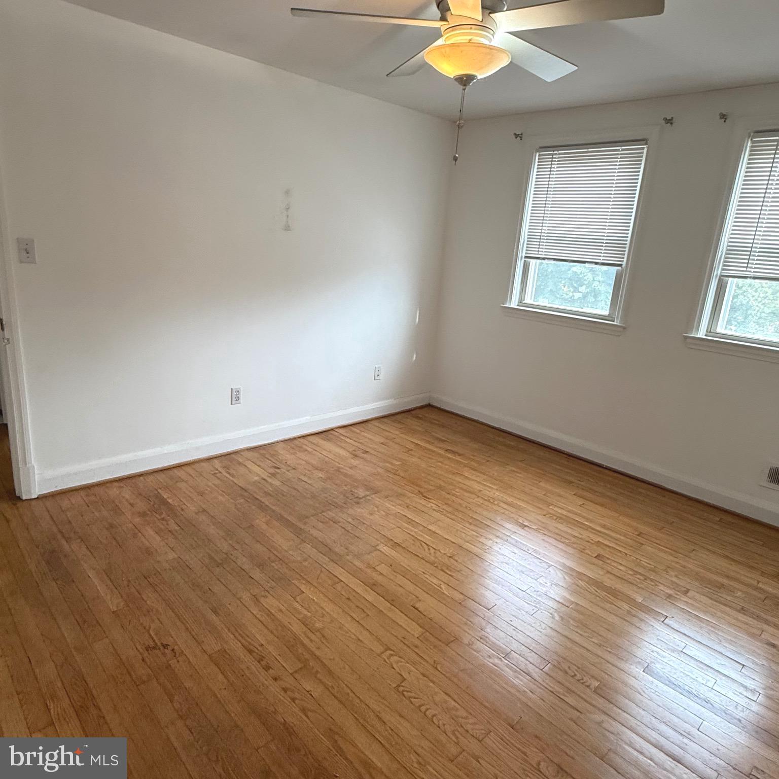 KNETTISHALL - Residential Lease