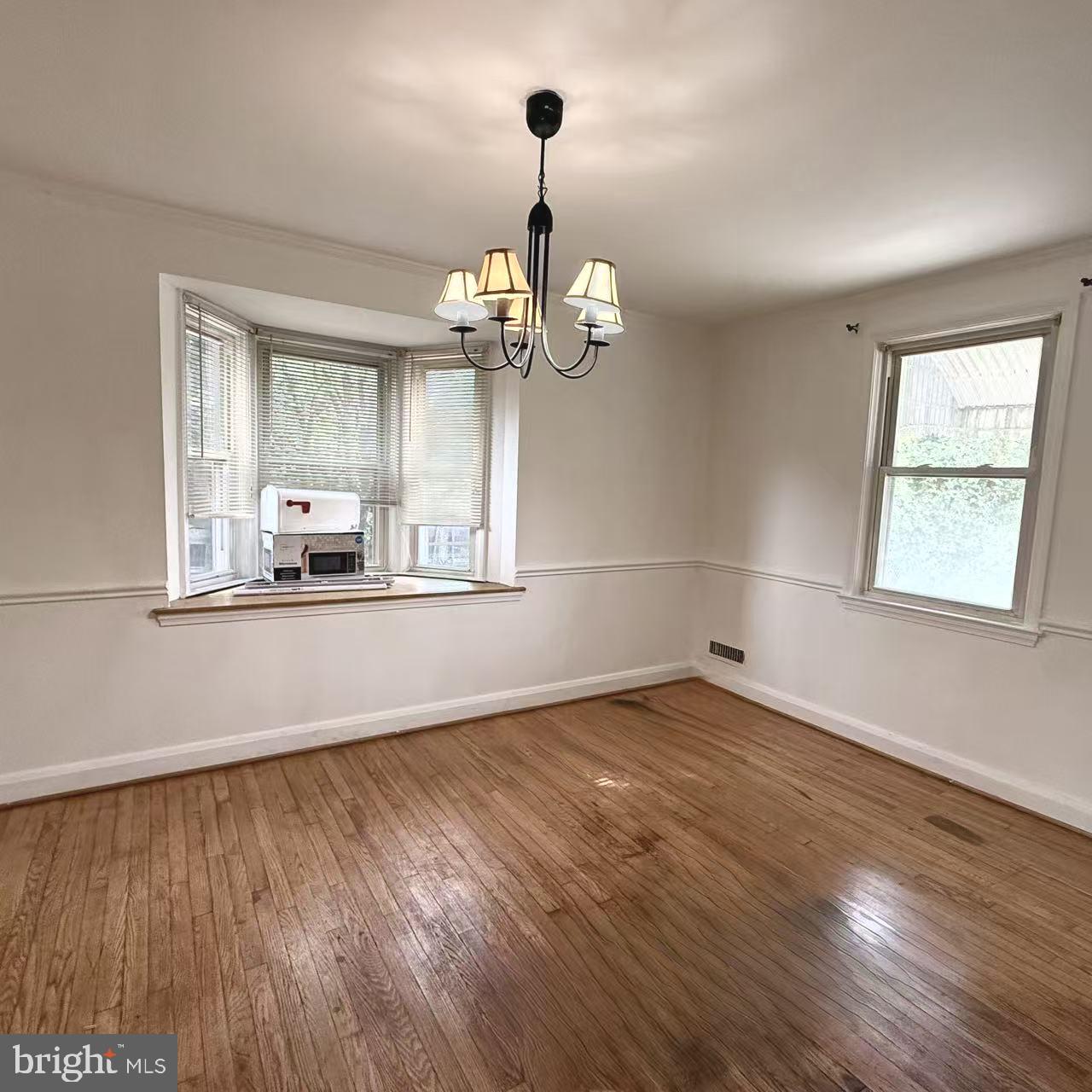 KNETTISHALL - Residential Lease