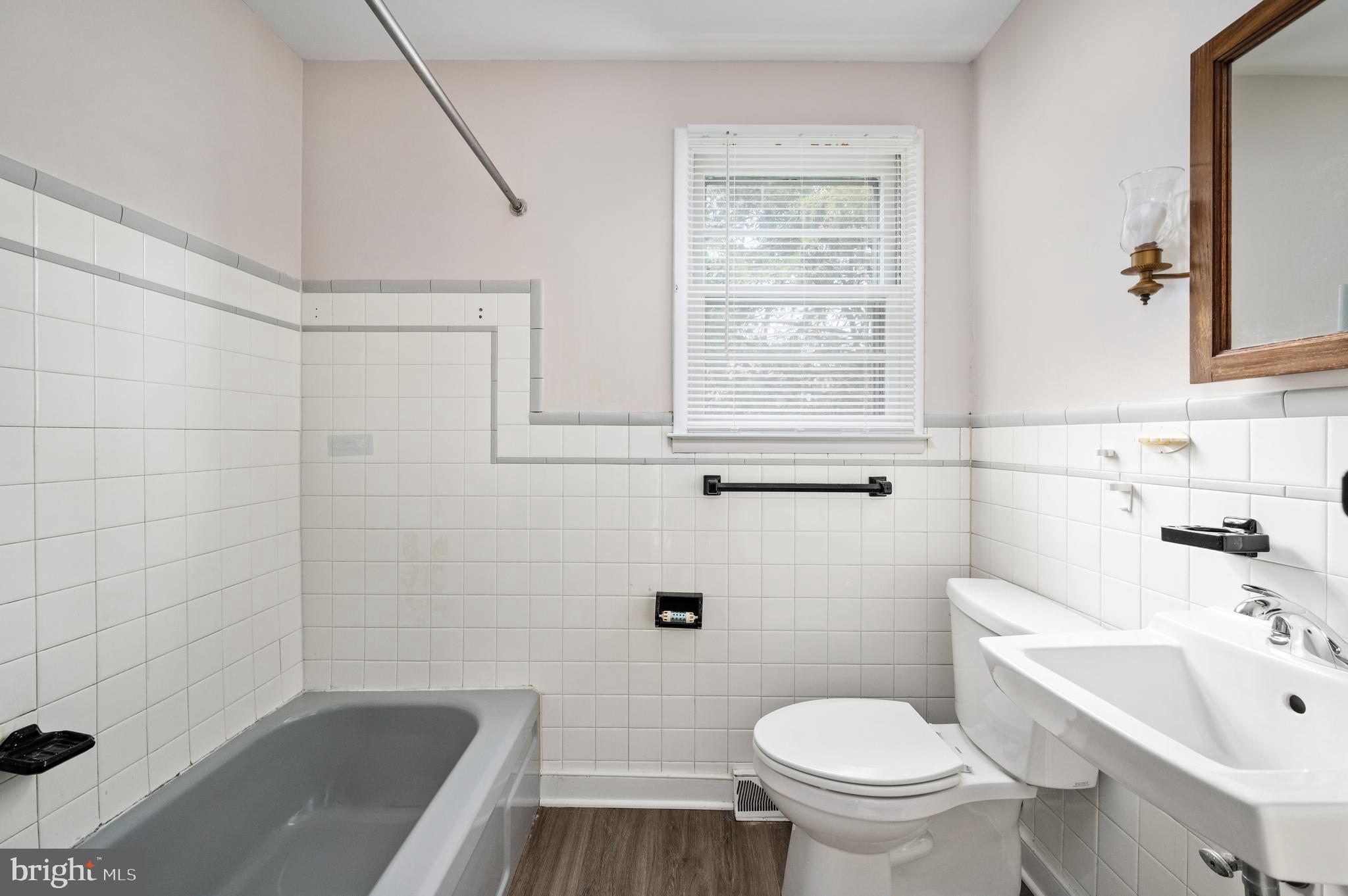 GREENGATE MANOR - Residential