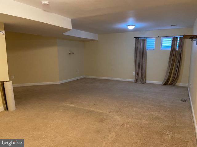 KING FARM WATKINS POND - Residential Lease