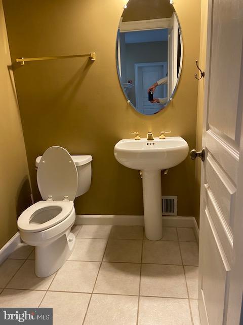 KING FARM WATKINS POND - Residential Lease