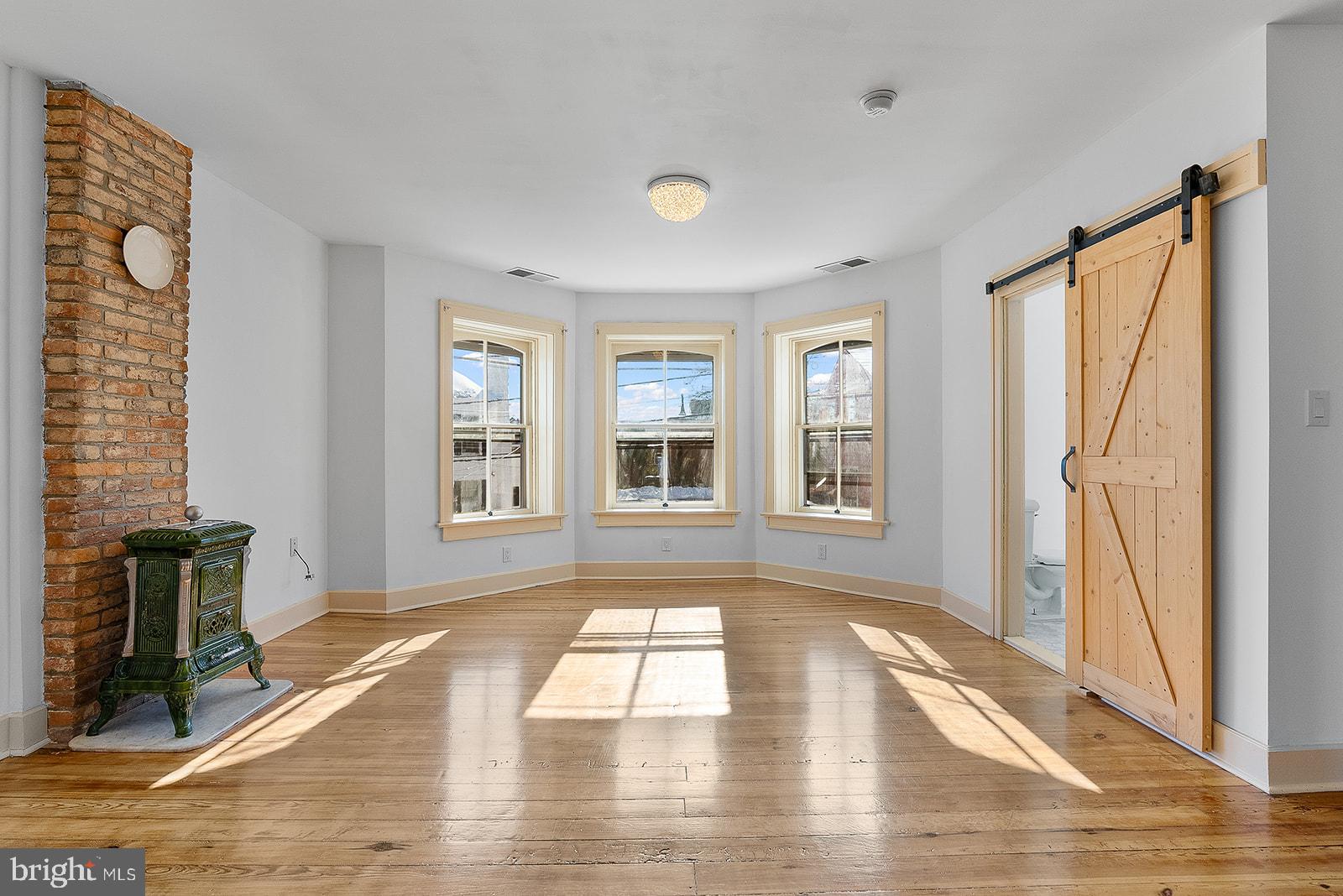 WINCHESTER HISTORIC DISTRICT - Residential