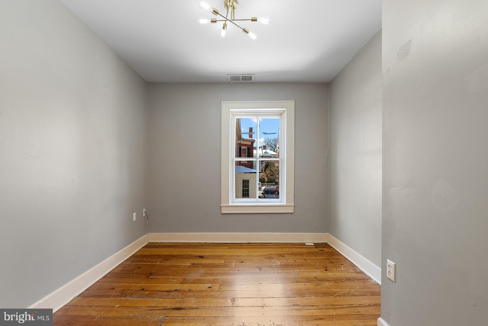 WINCHESTER HISTORIC DISTRICT - Residential