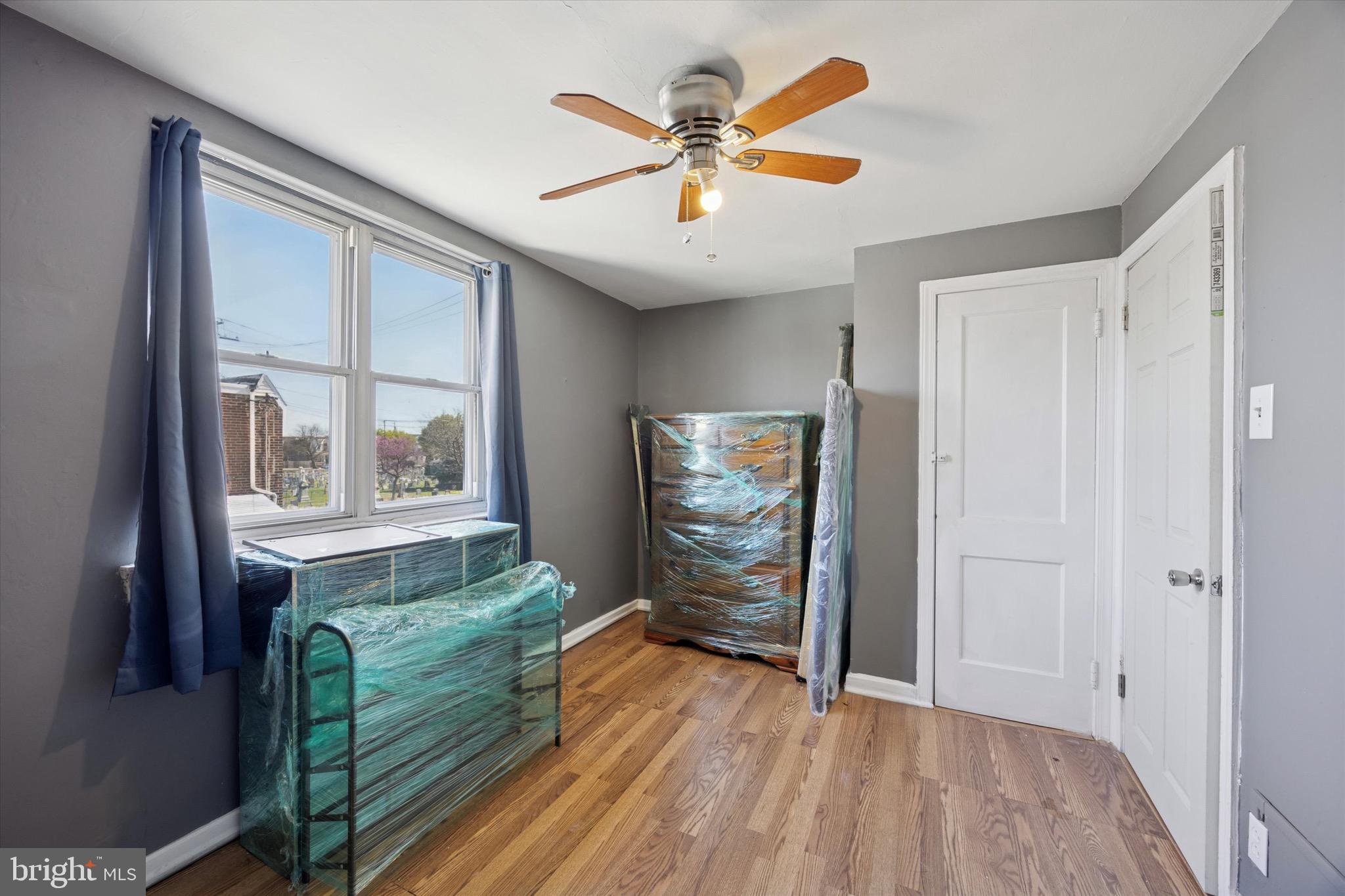 PORT RICHMOND - Residential