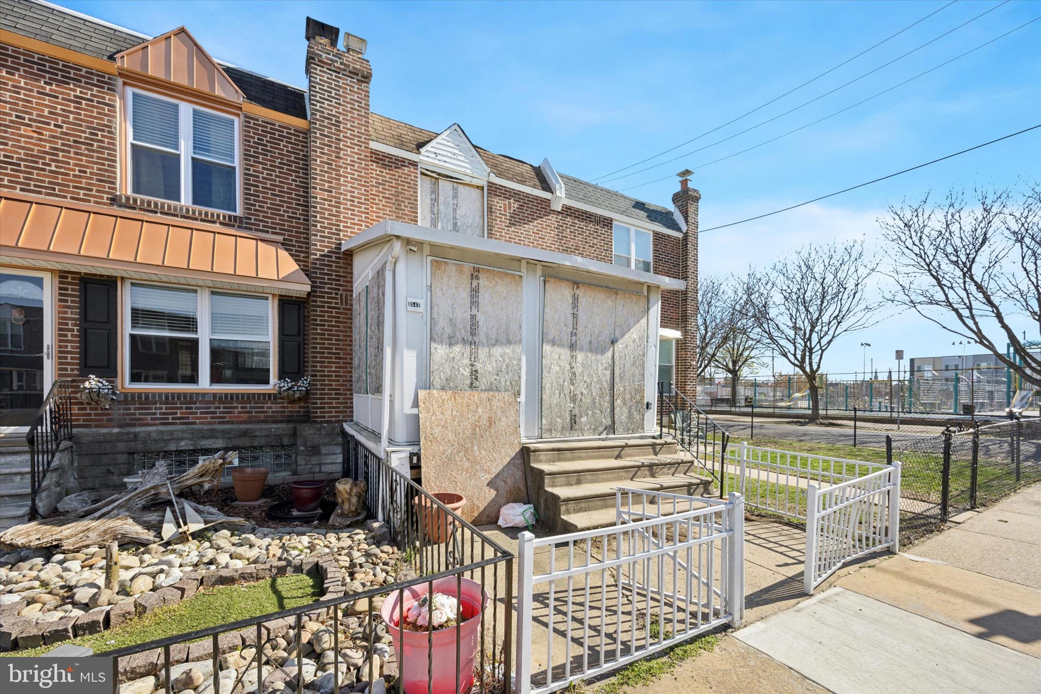 PORT RICHMOND - Residential