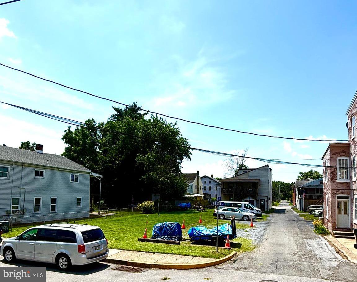 Corner Lot, Buyers must perform their own due diligence to determine acceptable use for this land.