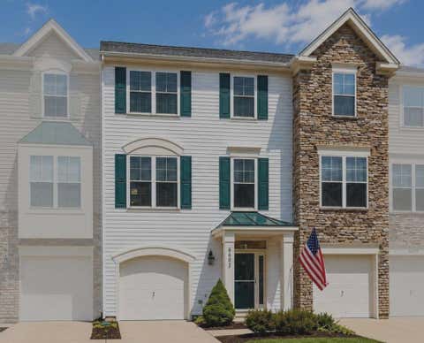 Townhouse For Sale - 43518 Laidlow Street<br/> CHANTILLY, VA 20152
