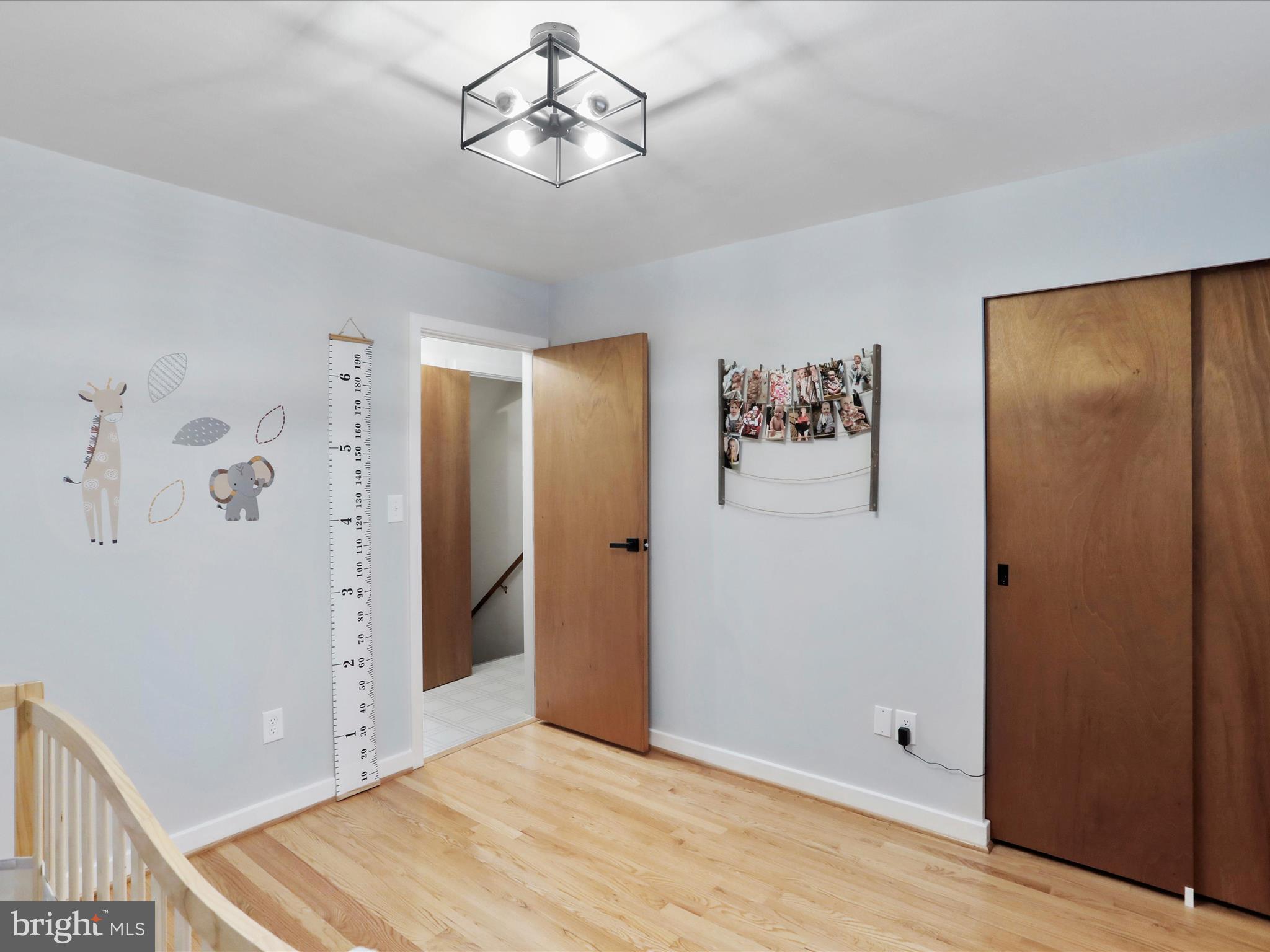 HAWTHORNE HEIGHTS - Residential