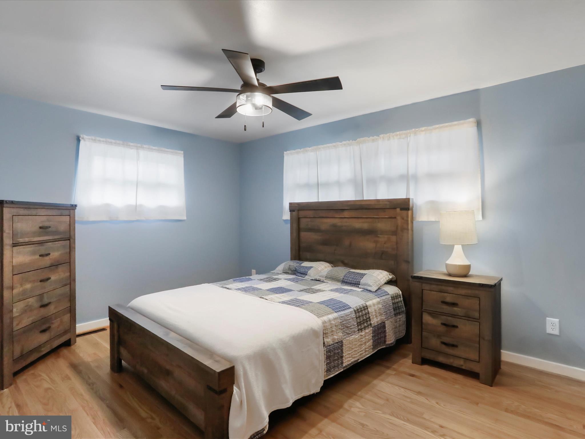 HAWTHORNE HEIGHTS - Residential