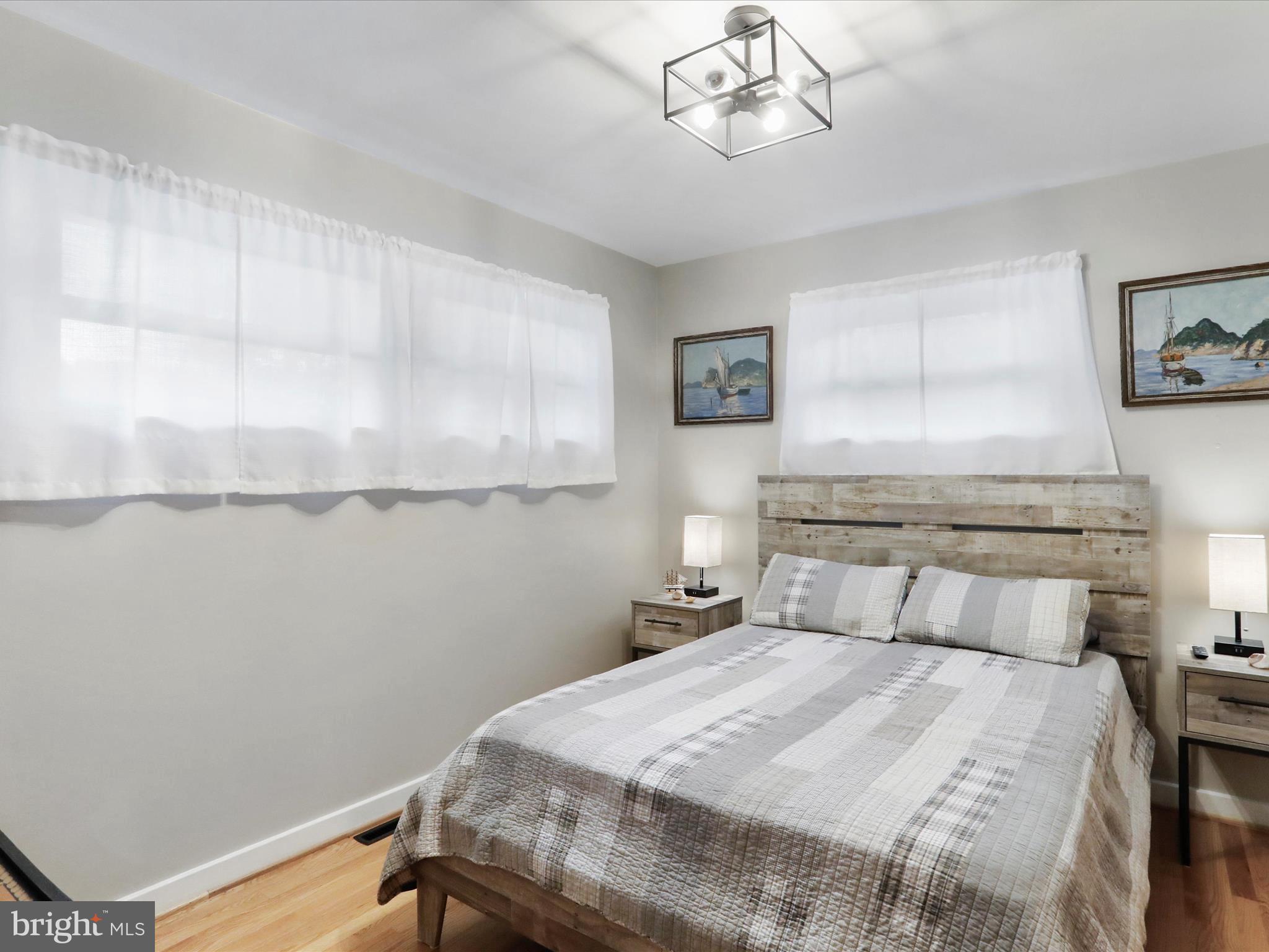 HAWTHORNE HEIGHTS - Residential