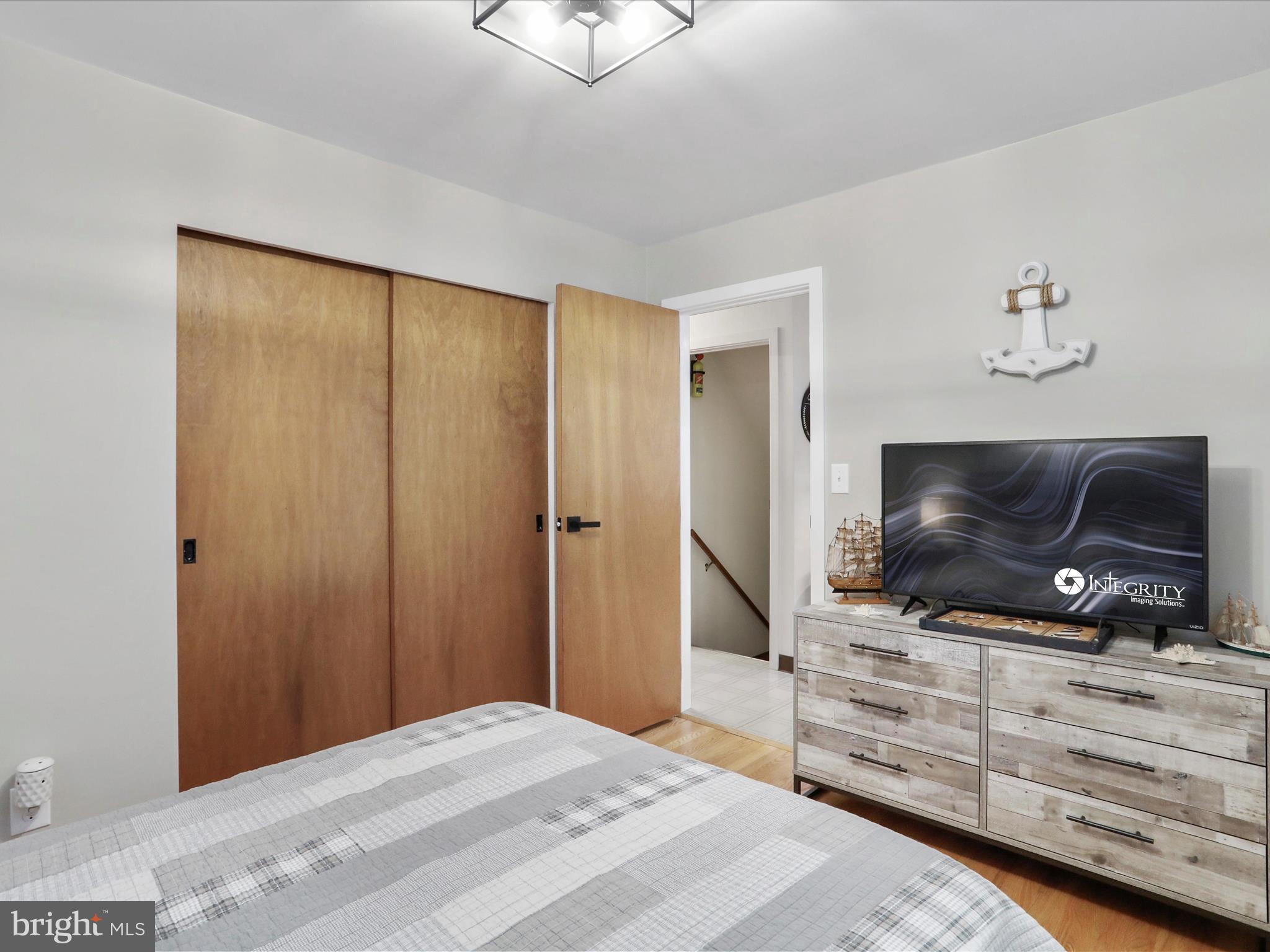 HAWTHORNE HEIGHTS - Residential