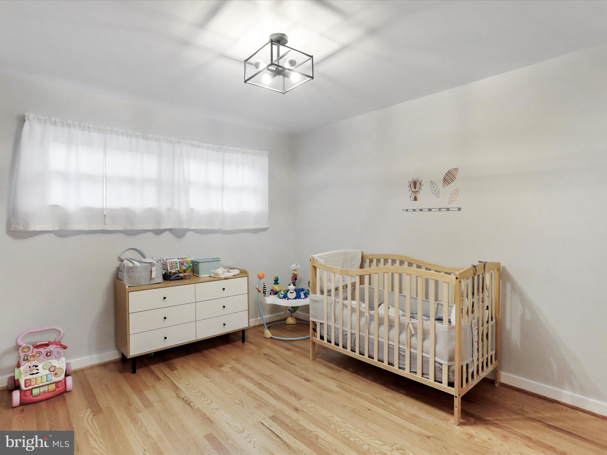 HAWTHORNE HEIGHTS - Residential