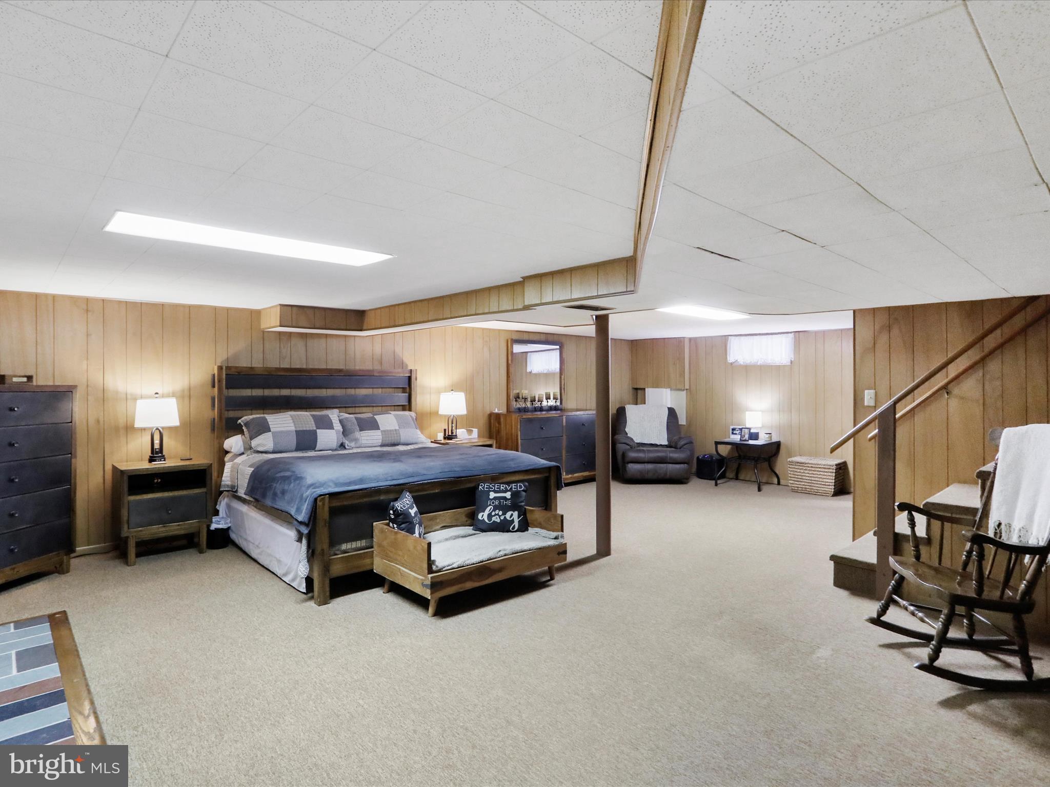 HAWTHORNE HEIGHTS - Residential