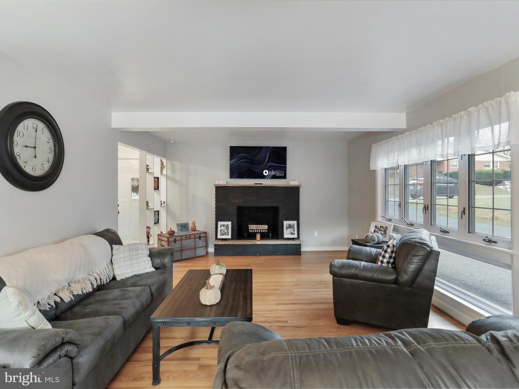 HAWTHORNE HEIGHTS - Residential