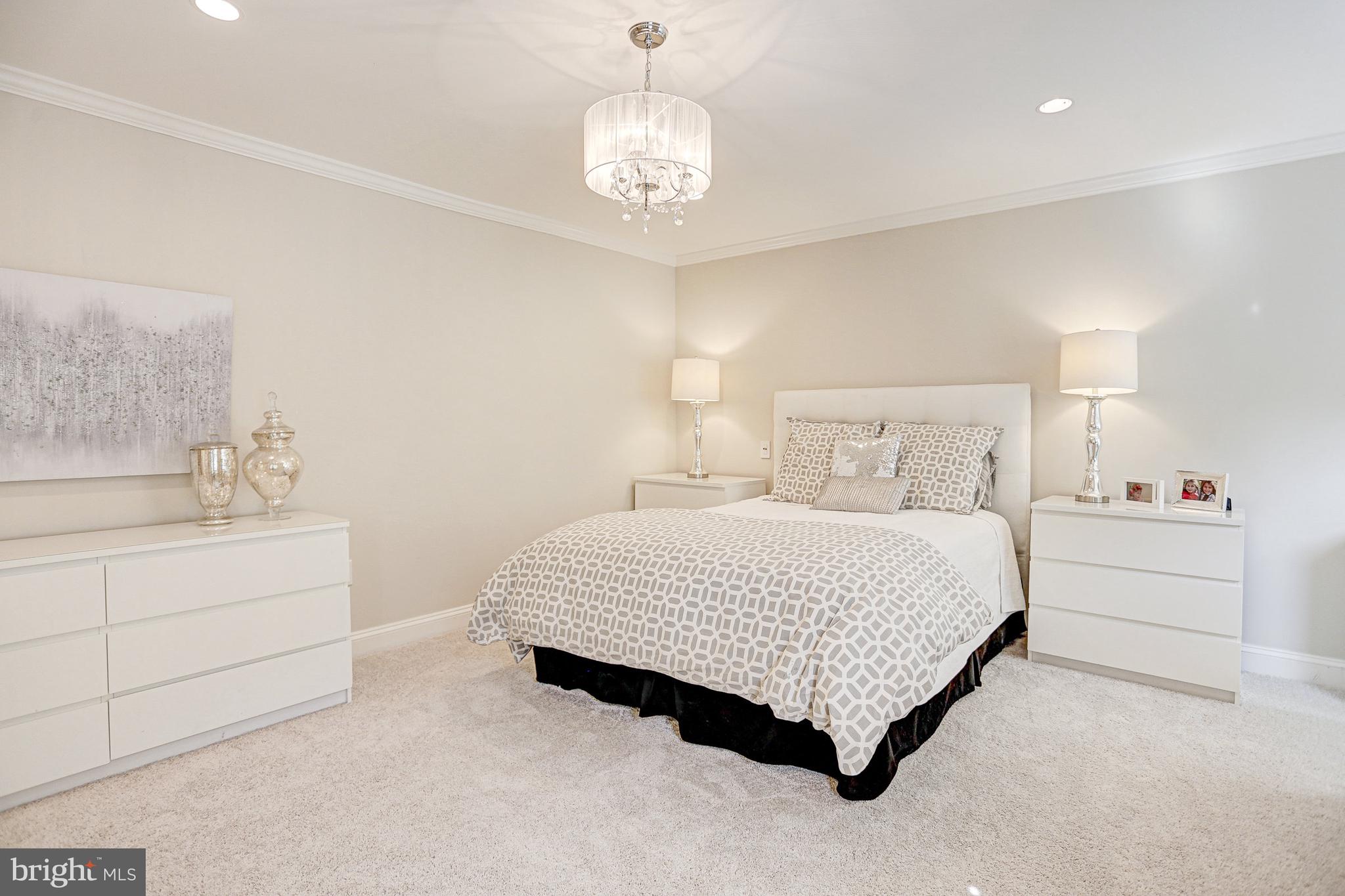 HERITAGE FARM - Residential