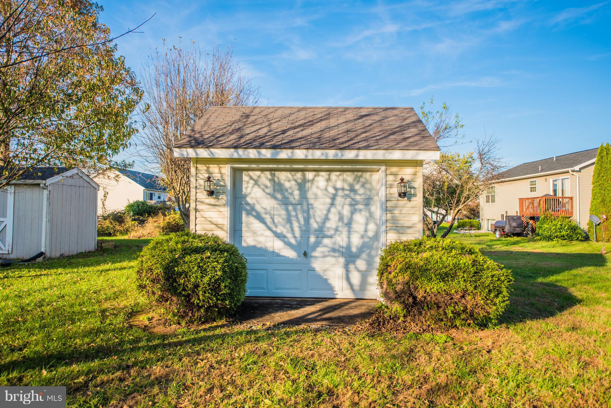 BRIAR RUN - Residential