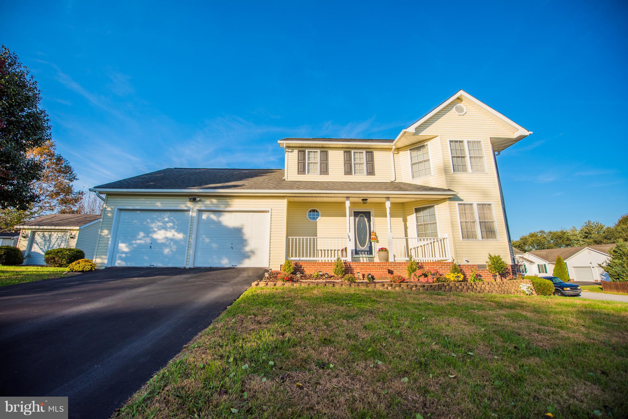 BRIAR RUN - Residential