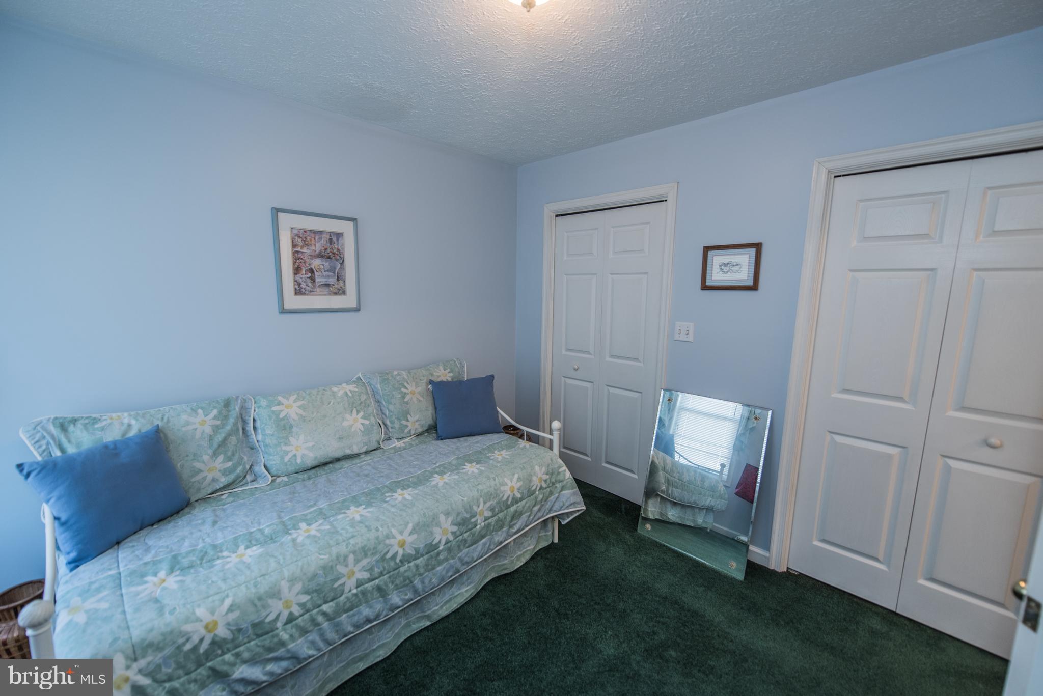 BRIAR RUN - Residential