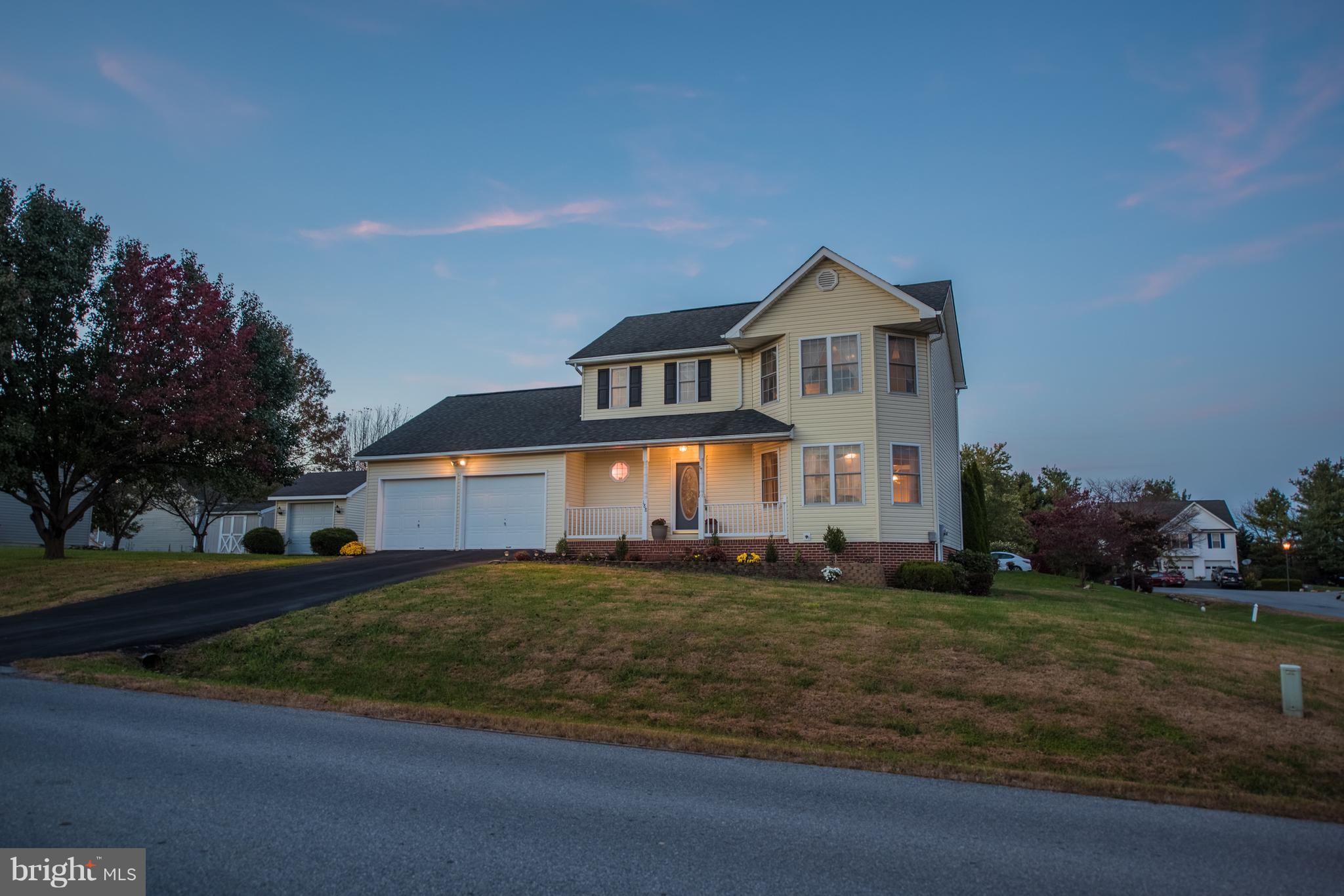 BRIAR RUN - Residential