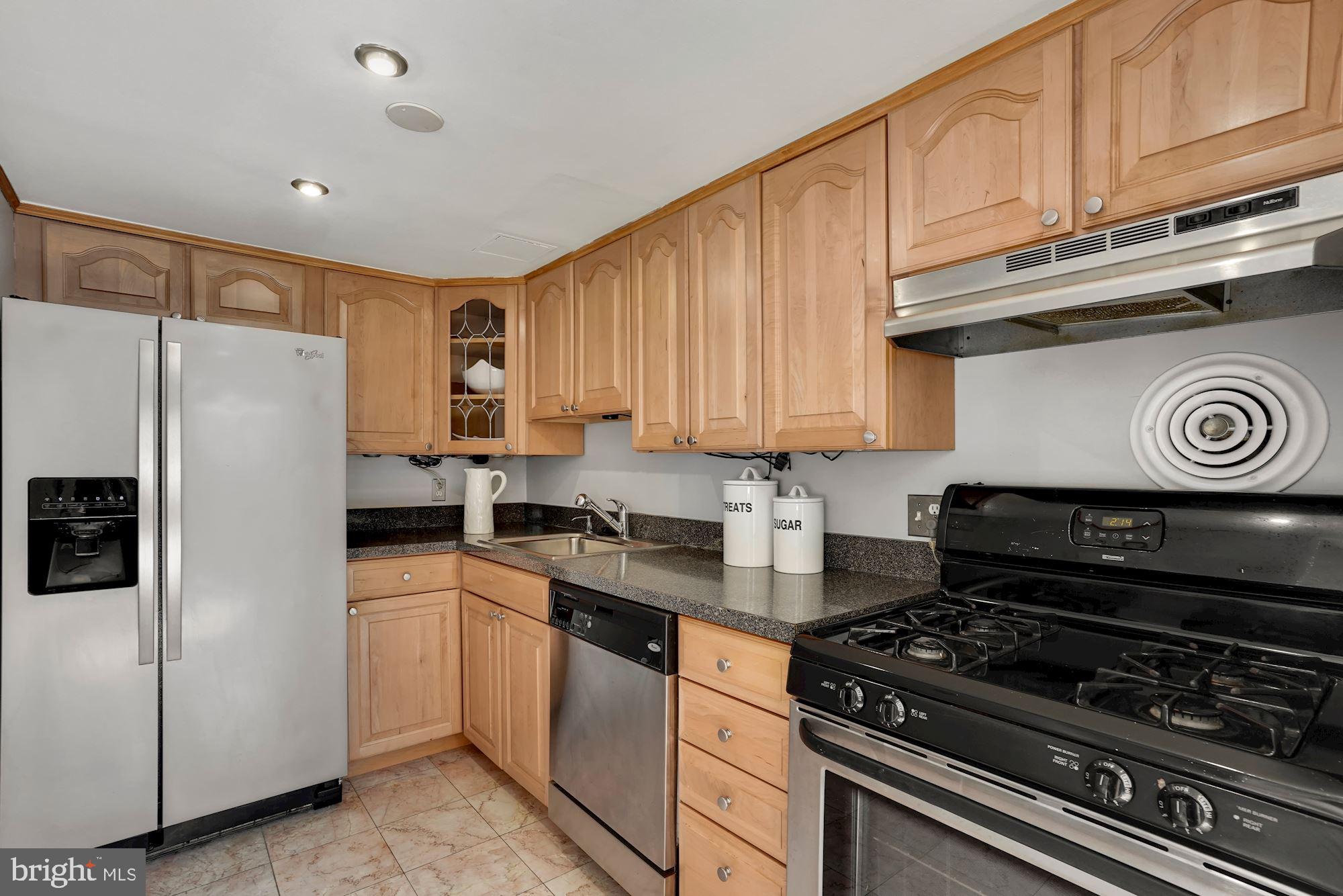 MC LEAN CHASE - Residential