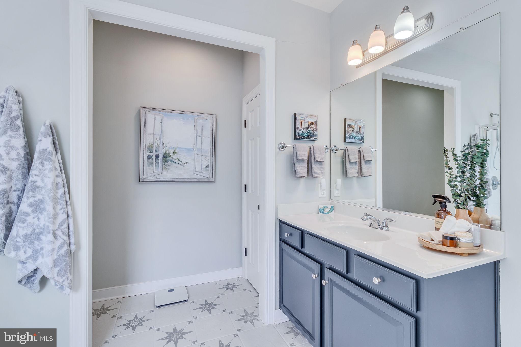 HILLS QUARTER - Residential