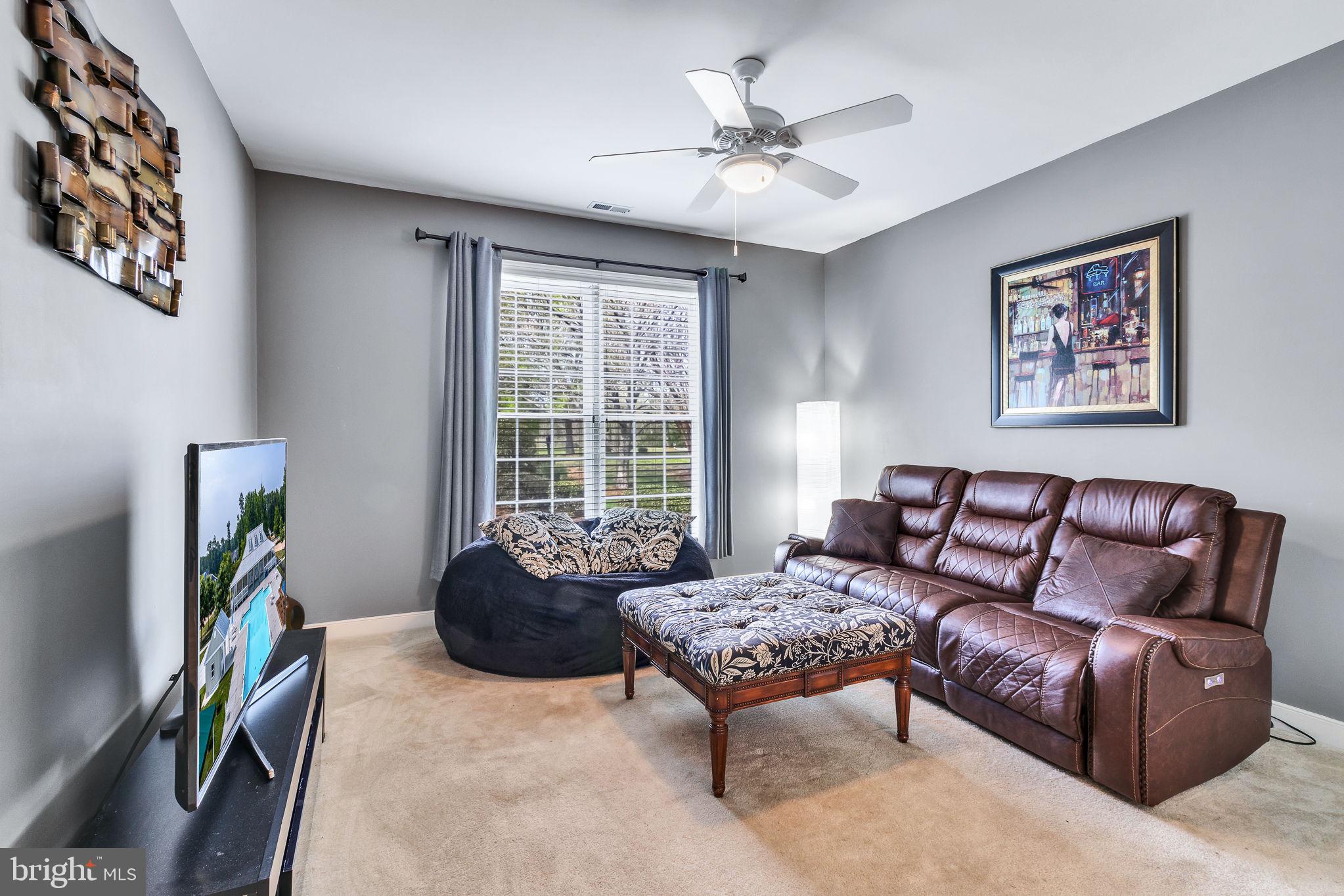 HILLS QUARTER - Residential