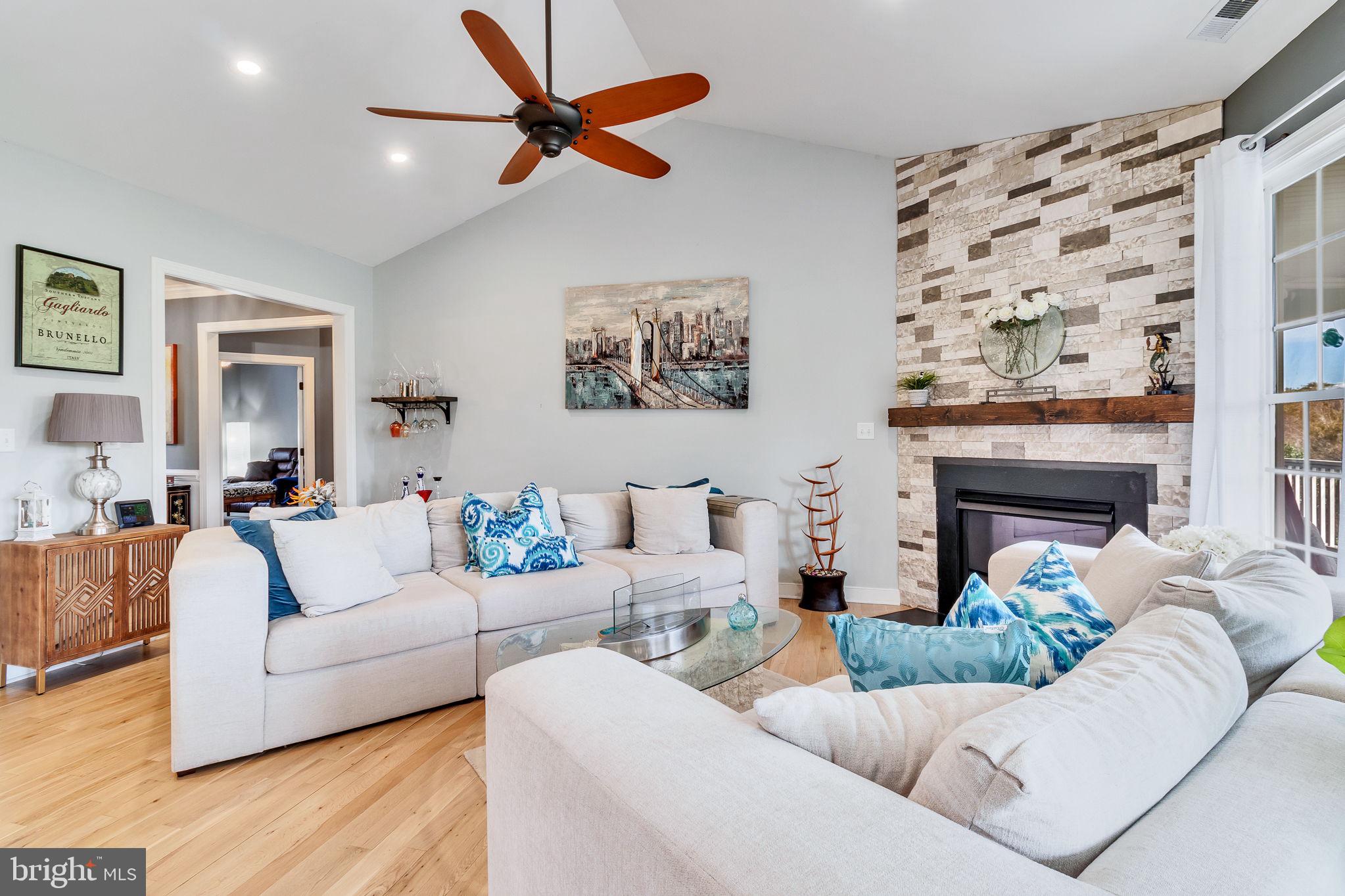 HILLS QUARTER - Residential