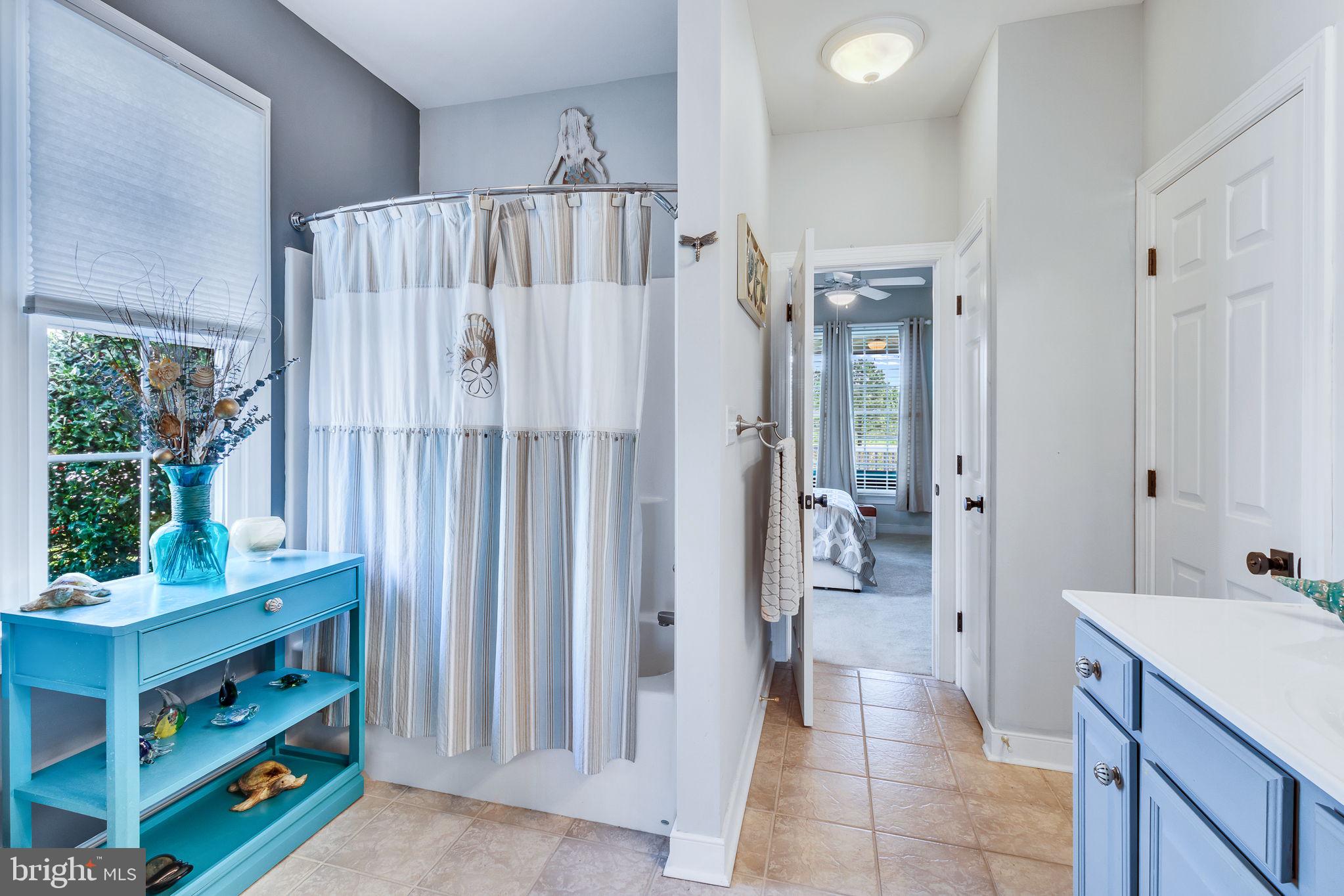 HILLS QUARTER - Residential