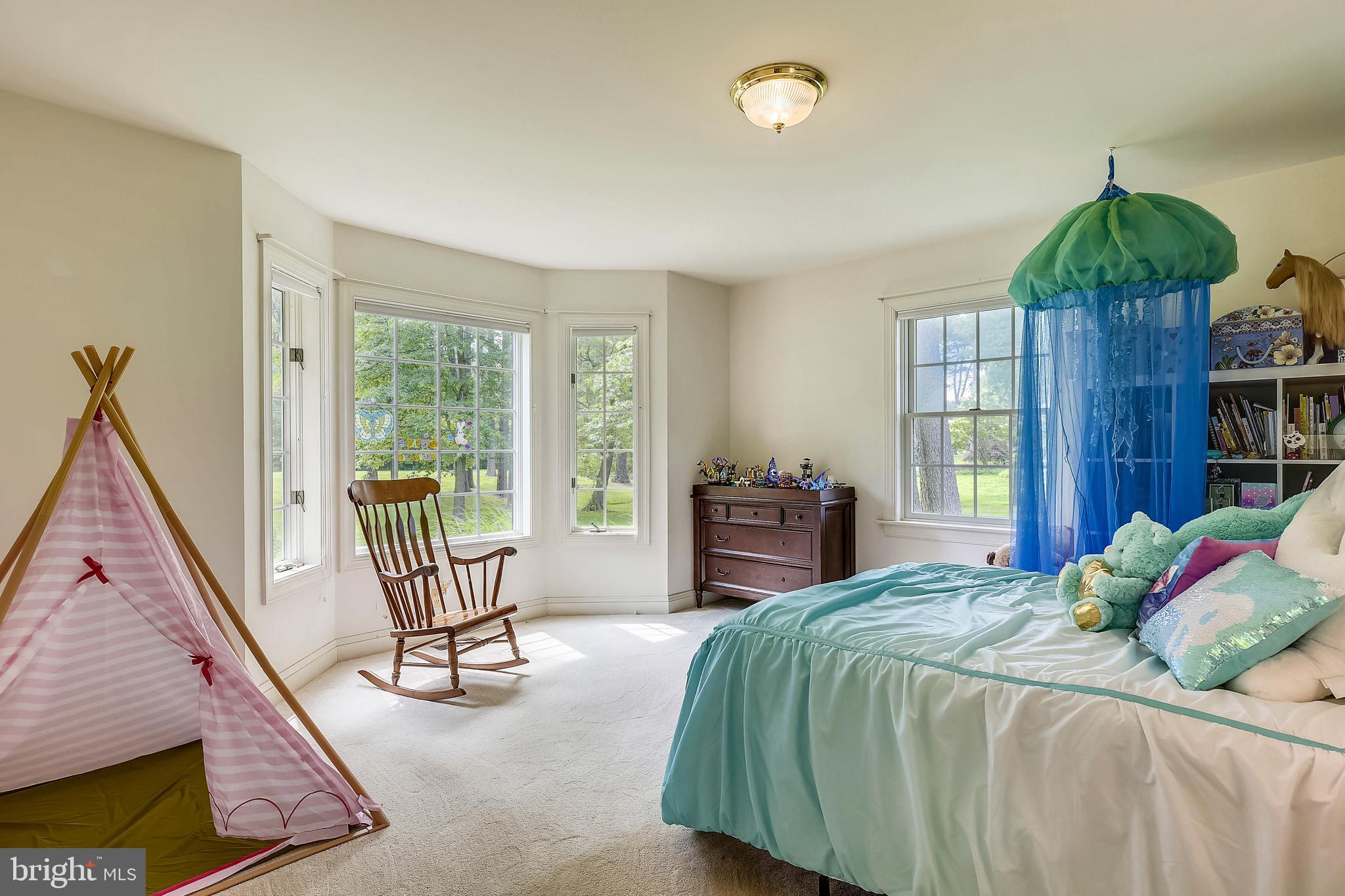 BLOODY POINT FARM - Residential