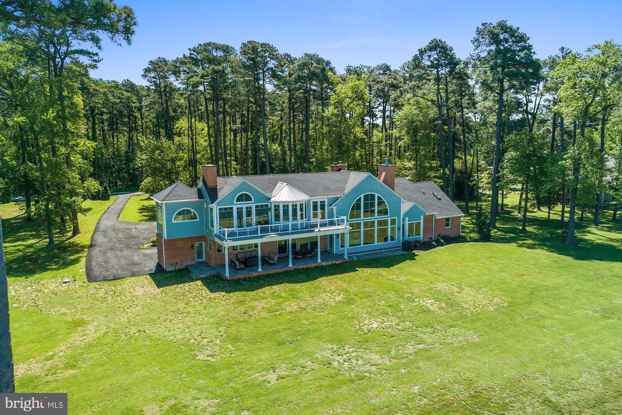 BLOODY POINT FARM - Residential