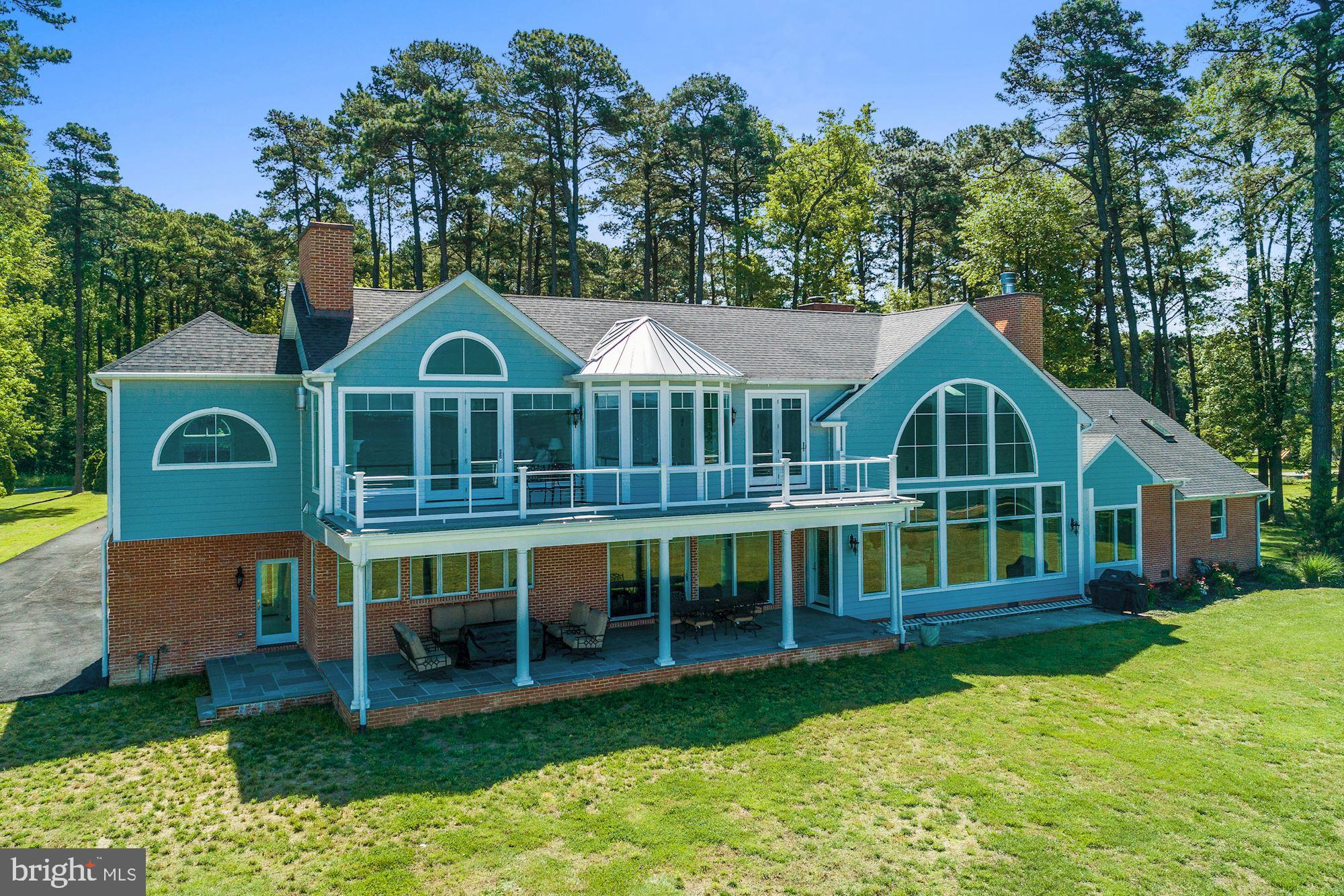 BLOODY POINT FARM - Residential