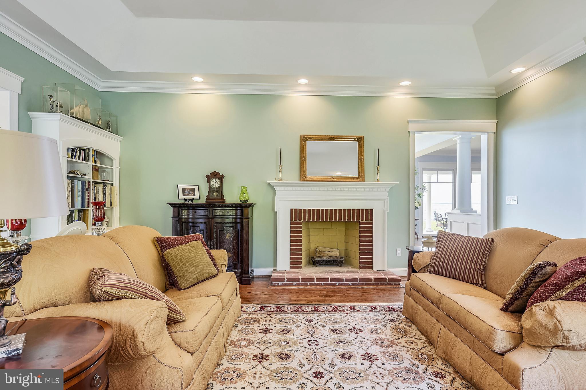 BLOODY POINT FARM - Residential