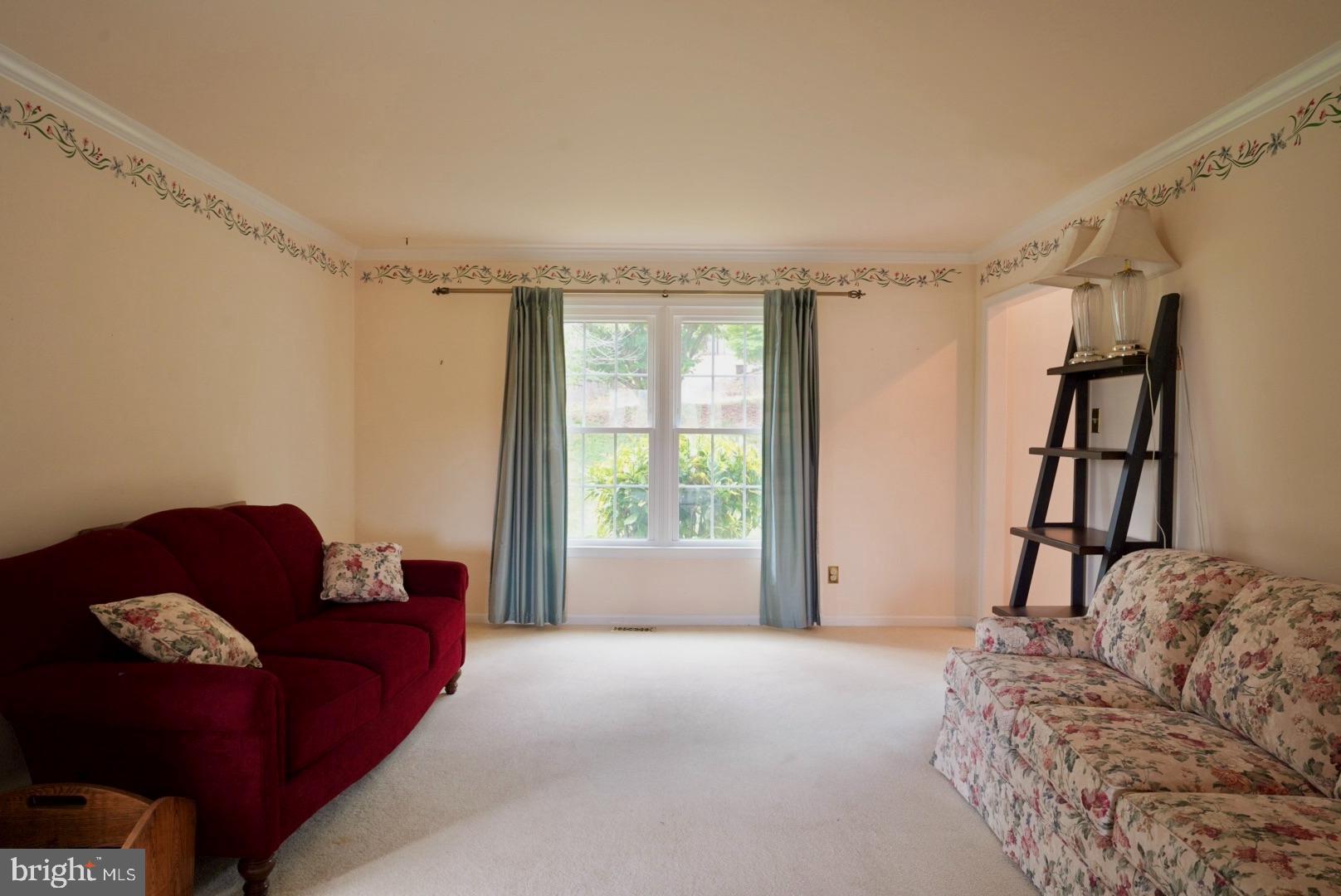 HIGH MEADOW - Residential