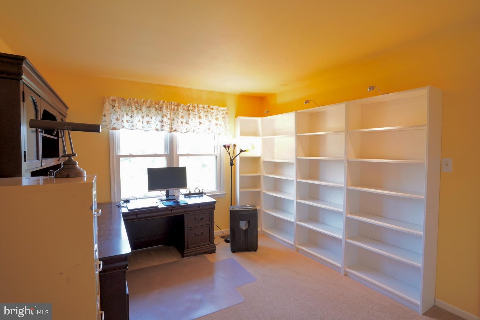 HIGH MEADOW - Residential